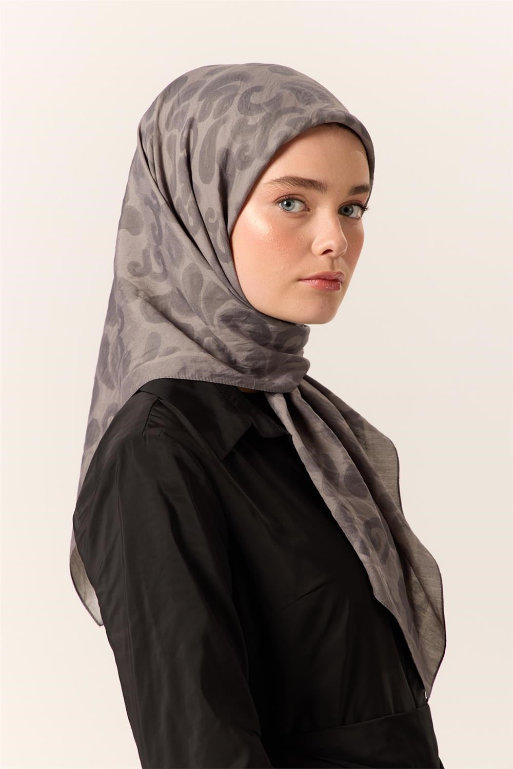 Viskon Karışımlı Velora Eşarp Gri-Füme Desenli Yumuşak Dokulu Tok Duruşlu 90X90