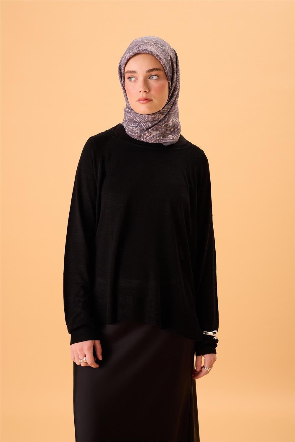 Viskon Karışımlı Velora Eşarp Gri-Krem-Koyu Gri Desenli İnce Dokulu Dökümlü
                90X90