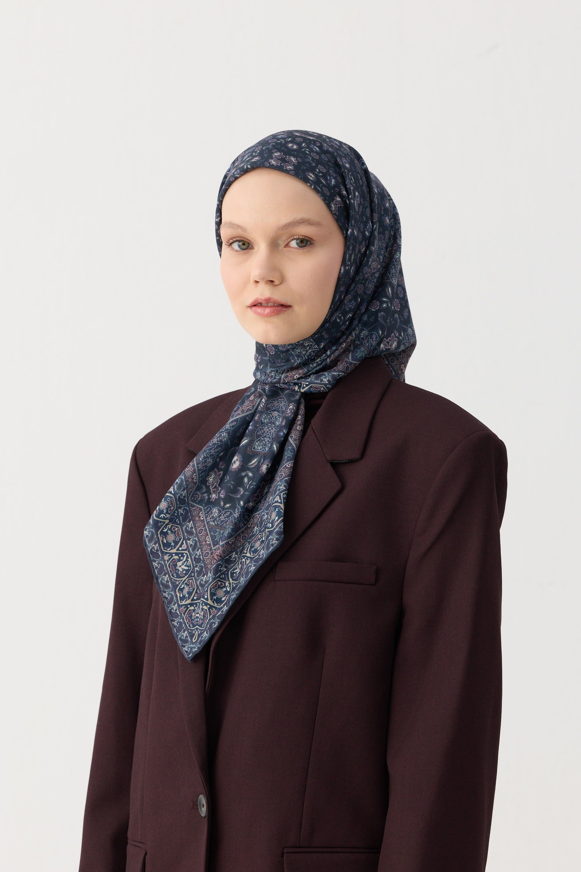 Winter Bloom Soft Eşarp 1244