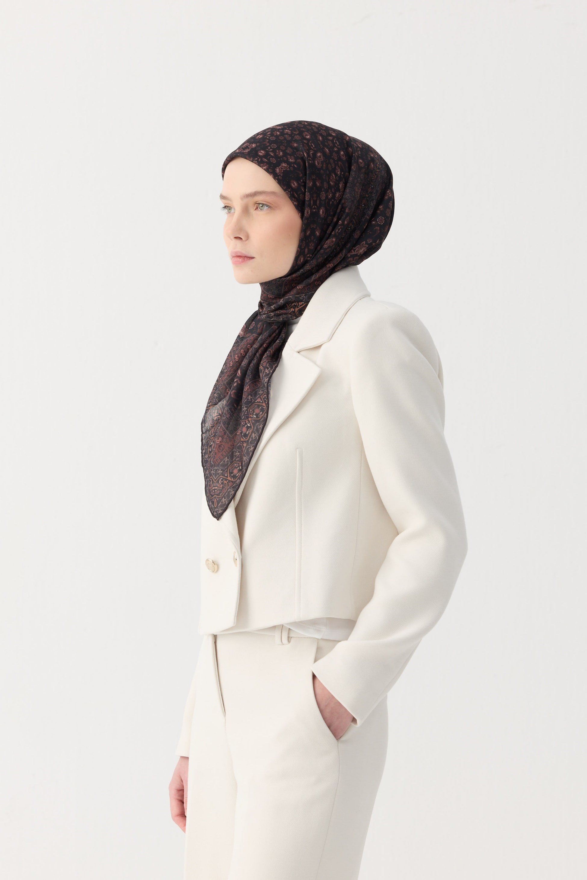 Winter Bloom Soft Eşarp 1244