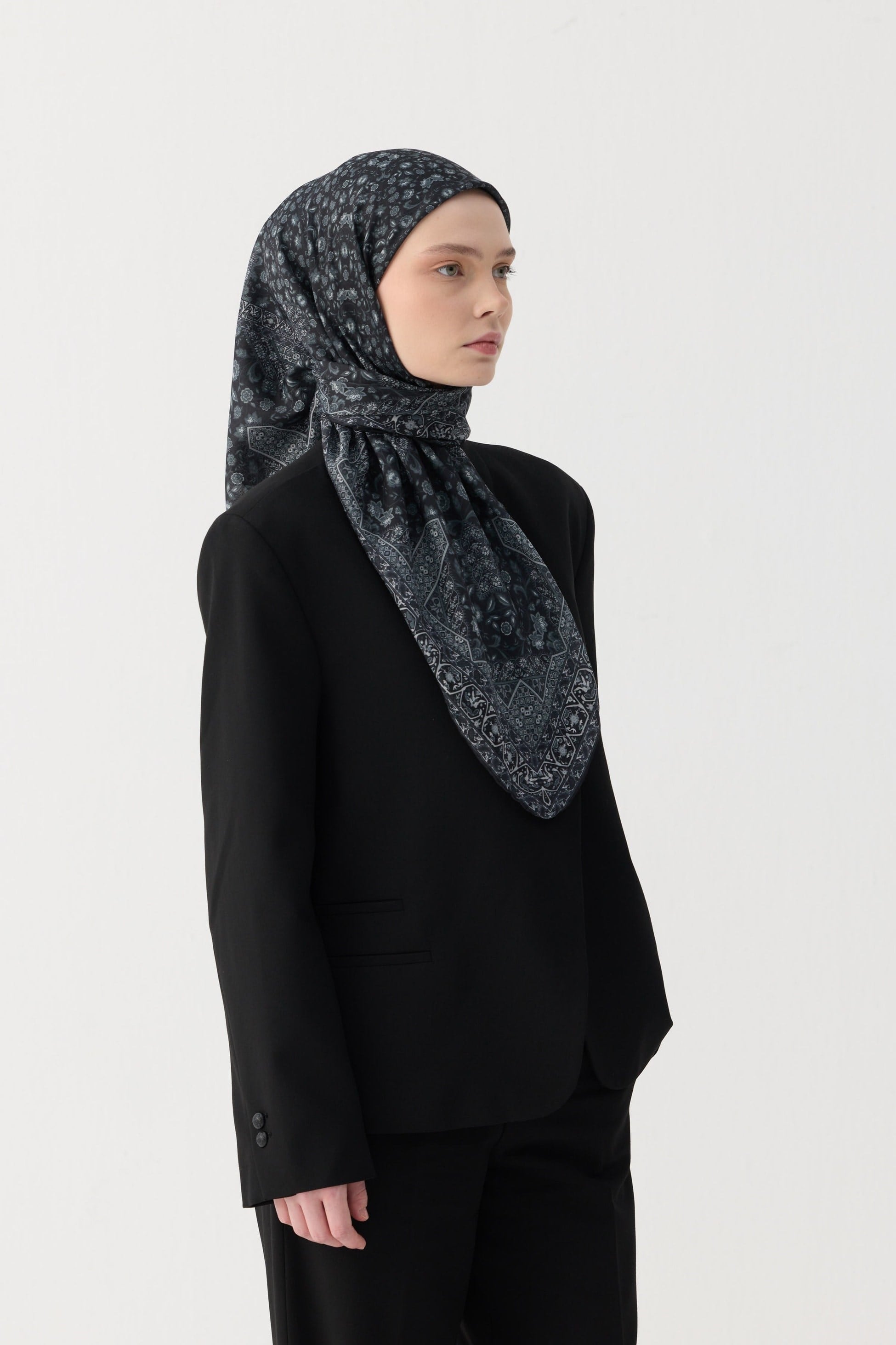 Winter Bloom Soft Eşarp 1244