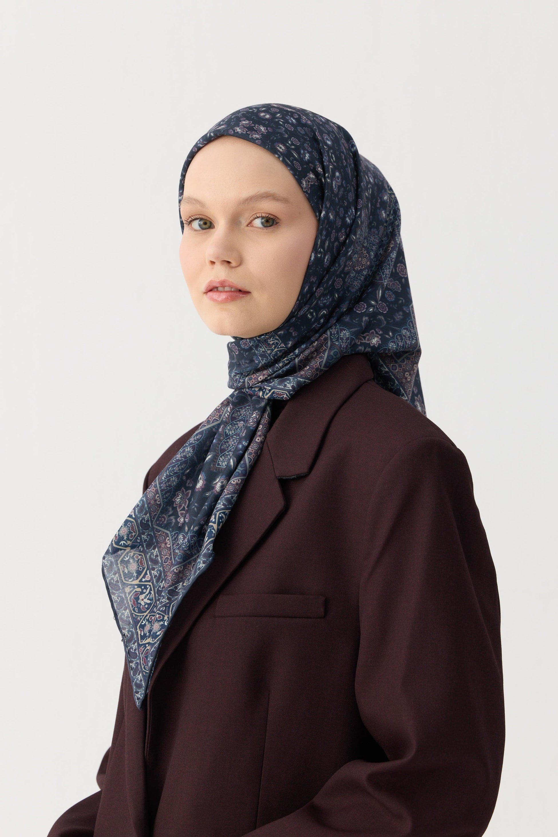 Winter Bloom Soft Eşarp 1244