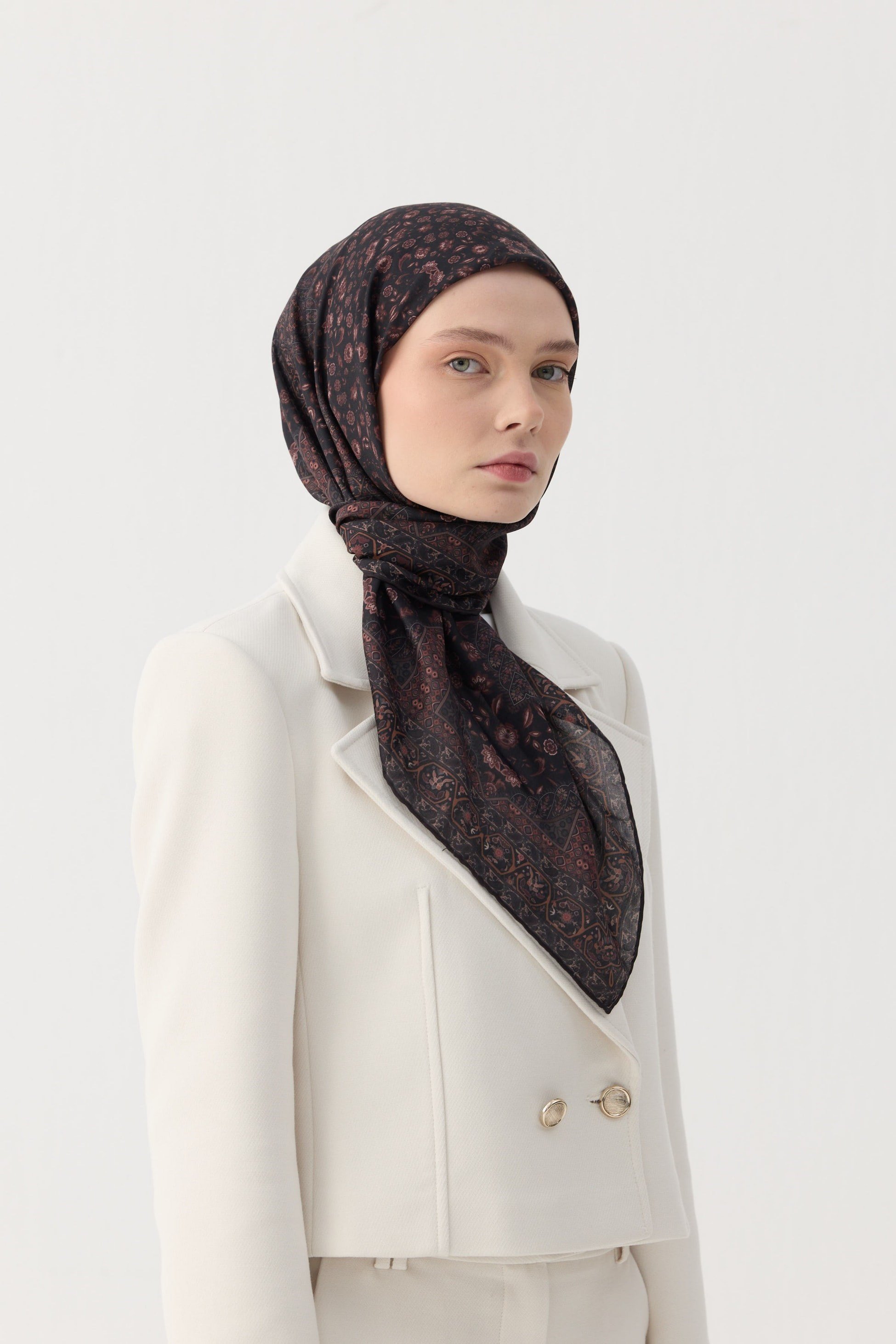Winter Bloom Soft Eşarp 1244