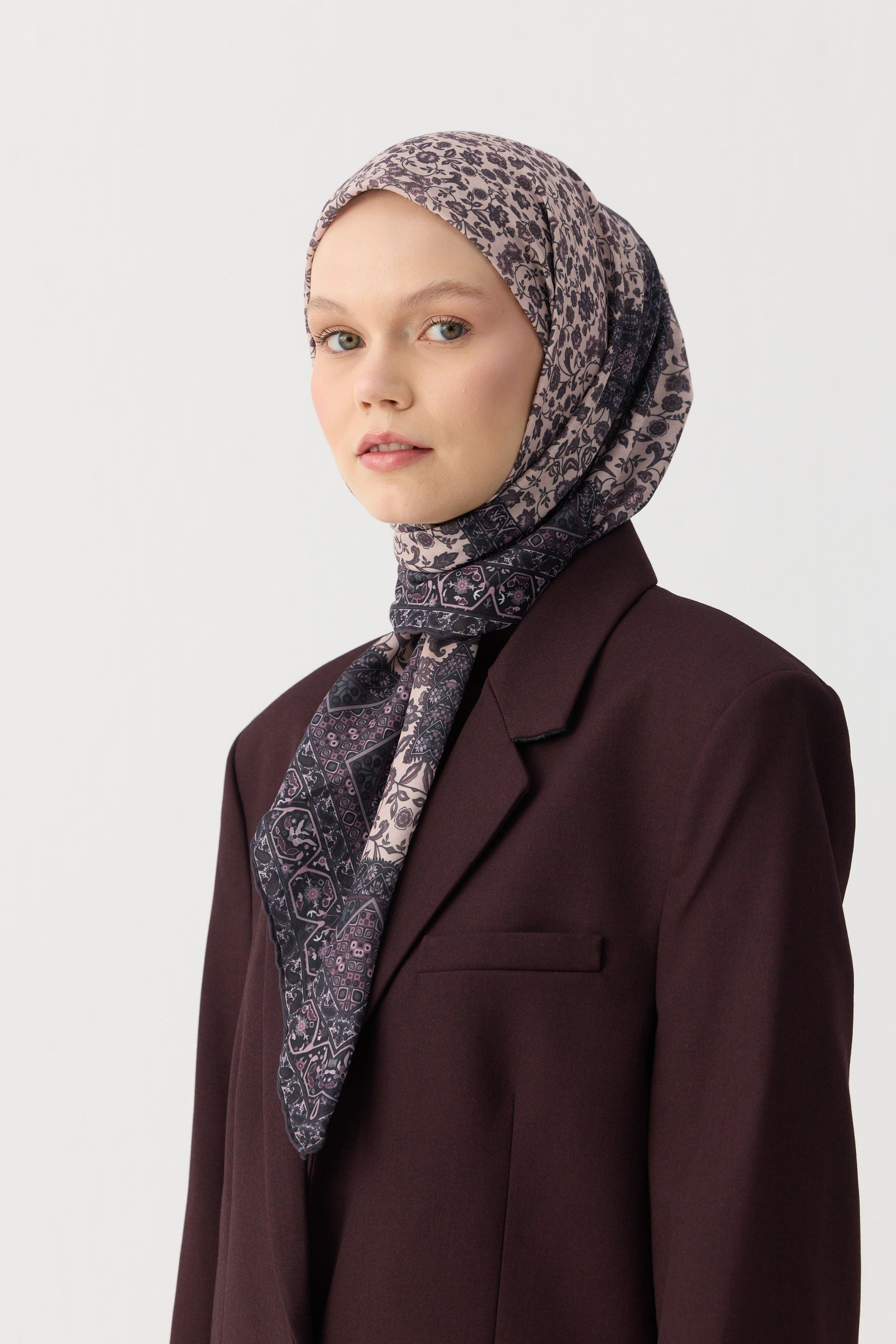 Winter Bloom Soft Eşarp 1244