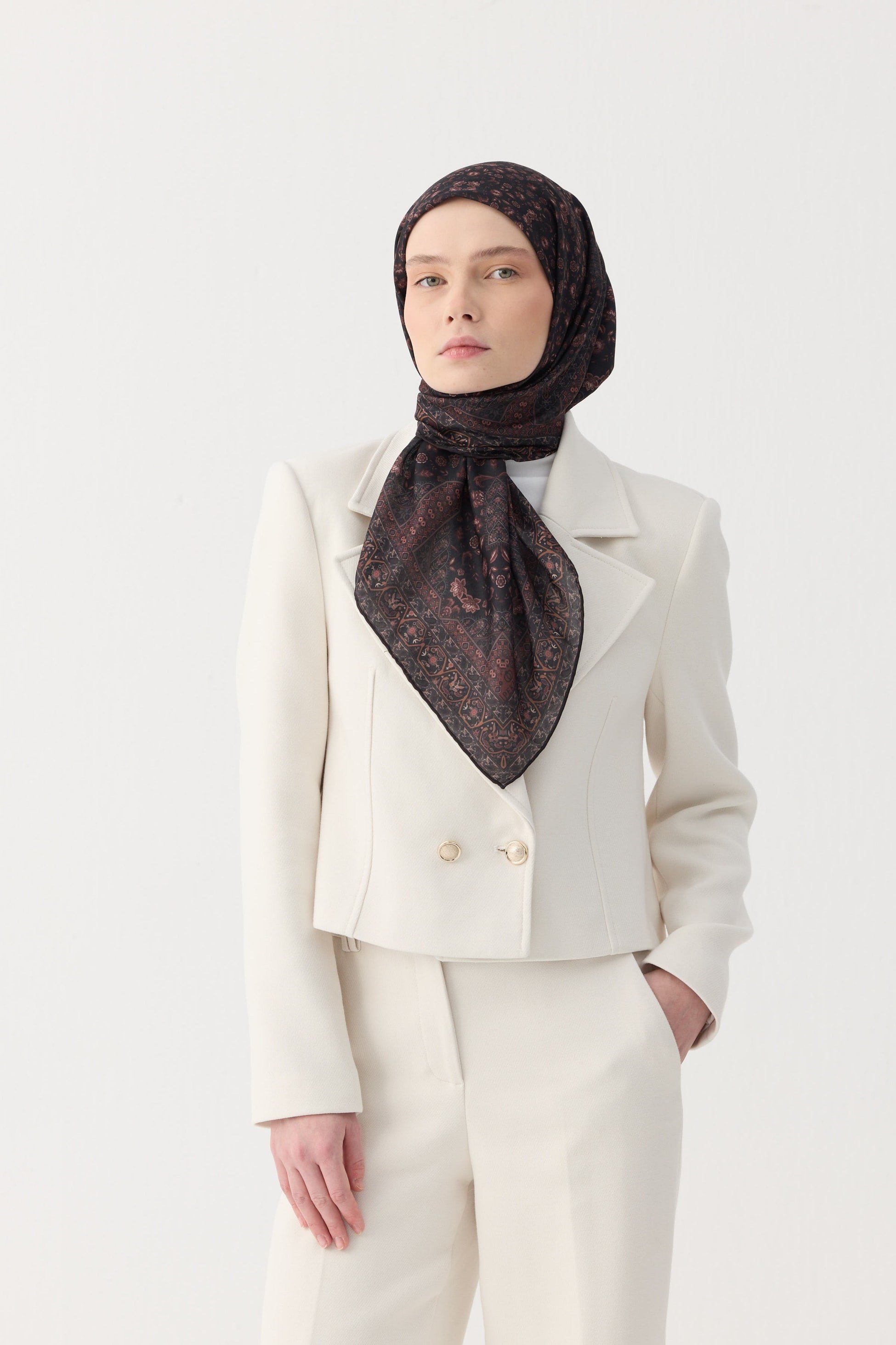 Winter Bloom Soft Eşarp 1244