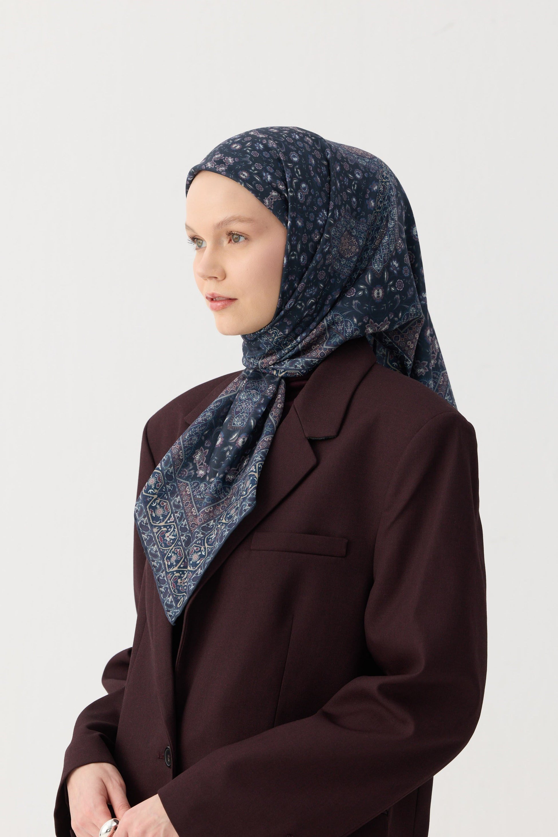 Winter Bloom Soft Eşarp 1244