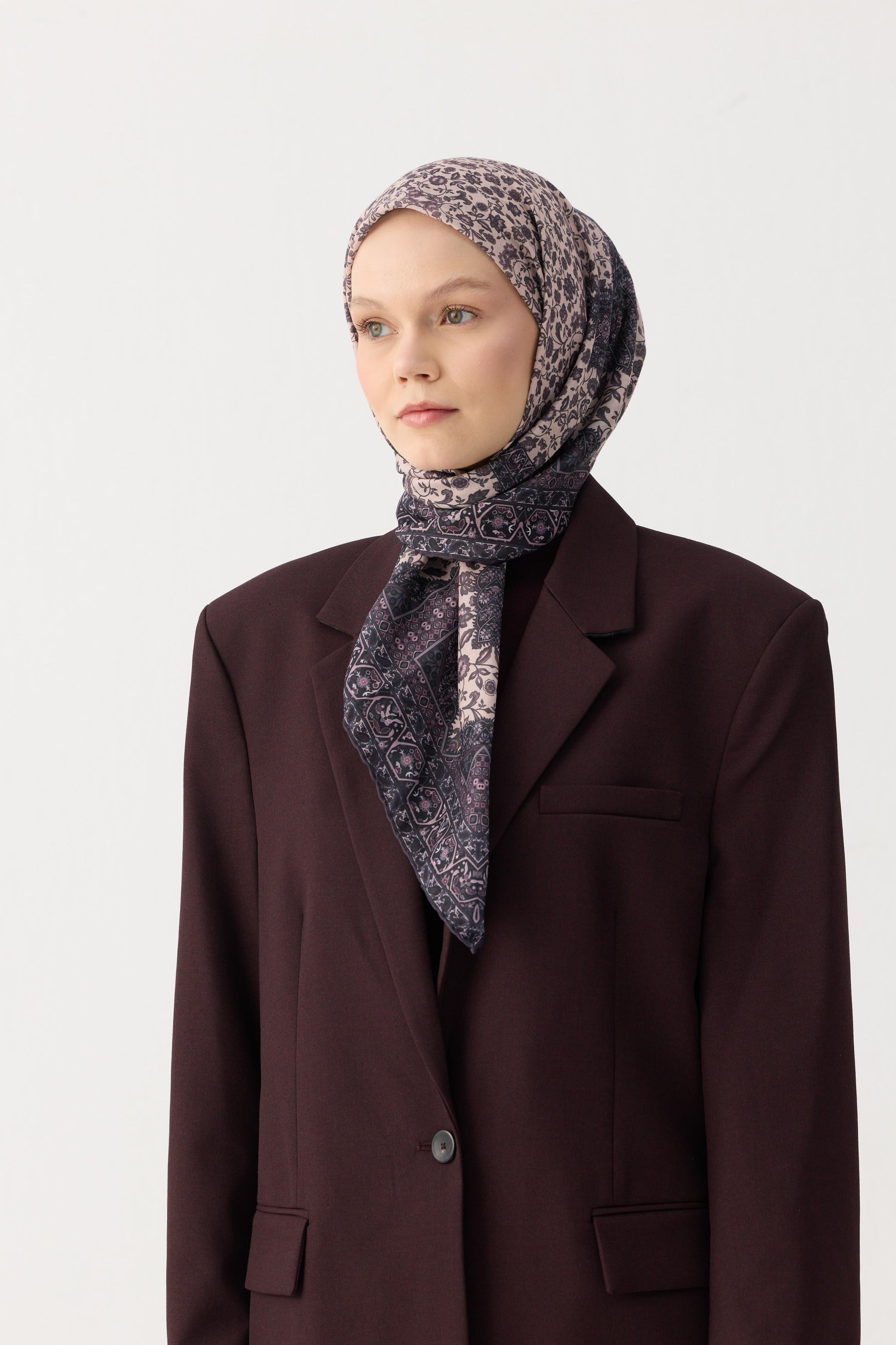 Winter Bloom Soft Eşarp 1244