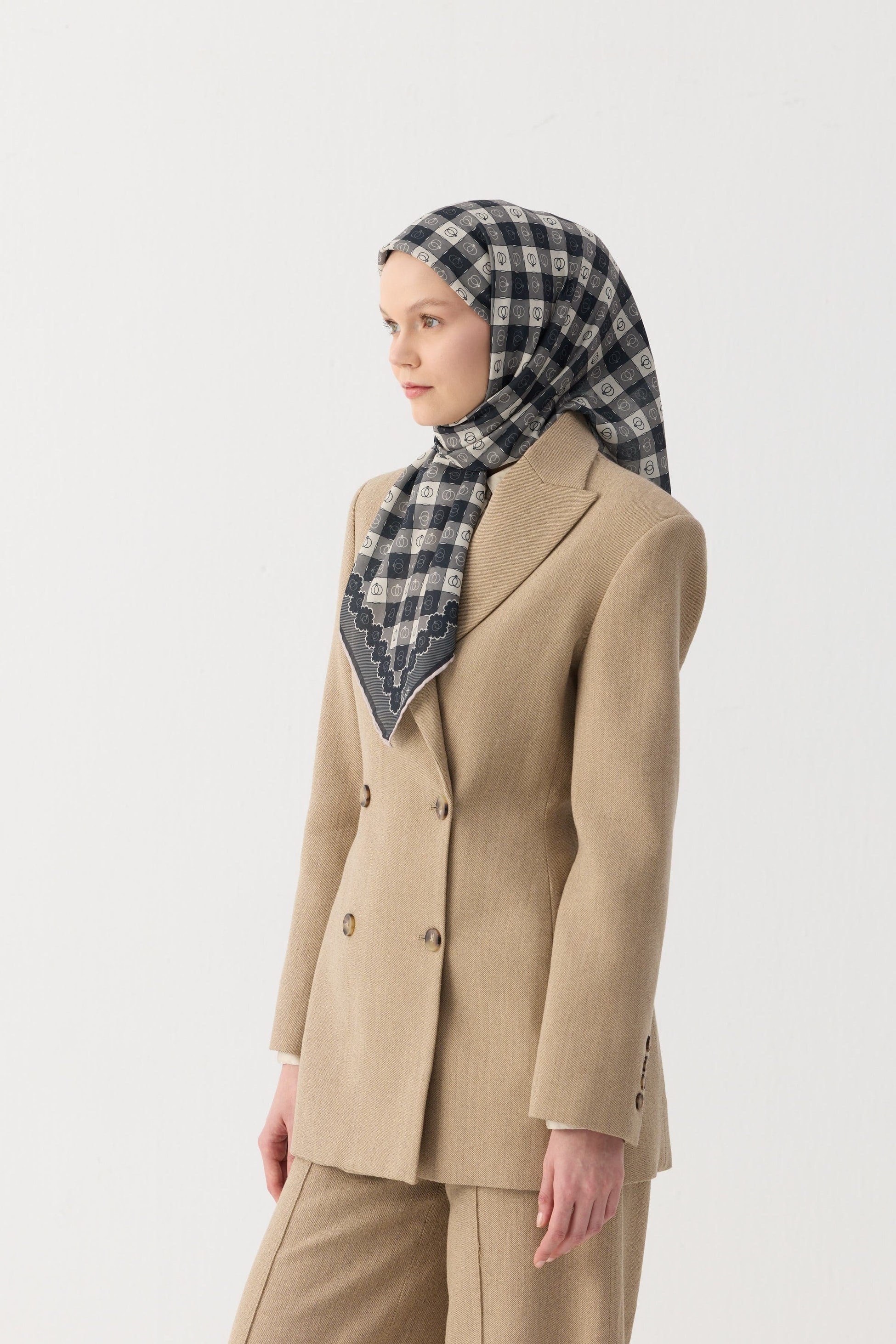 Winter Bloom Soft Eşarp 1245