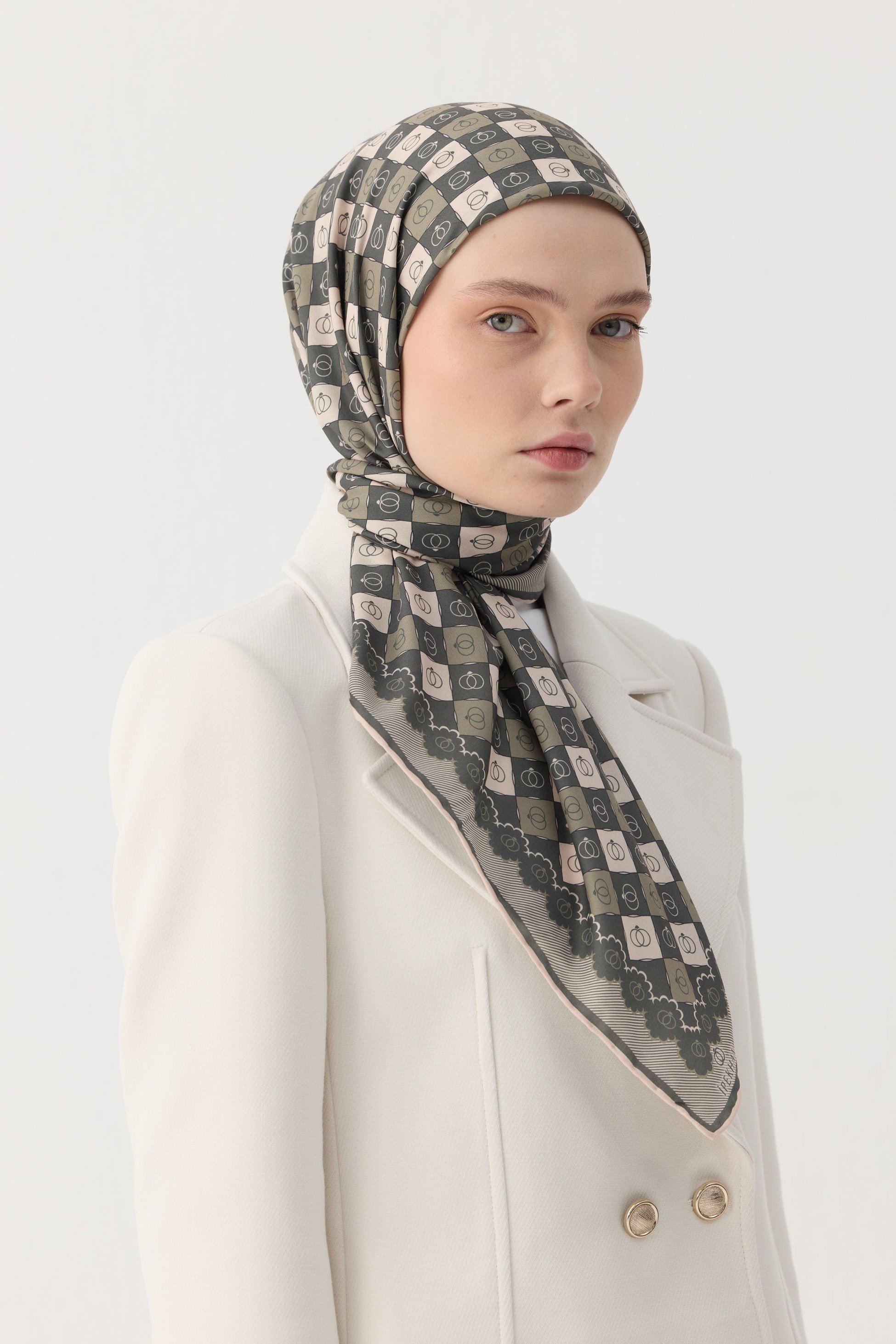 Winter Bloom Soft Eşarp 1245