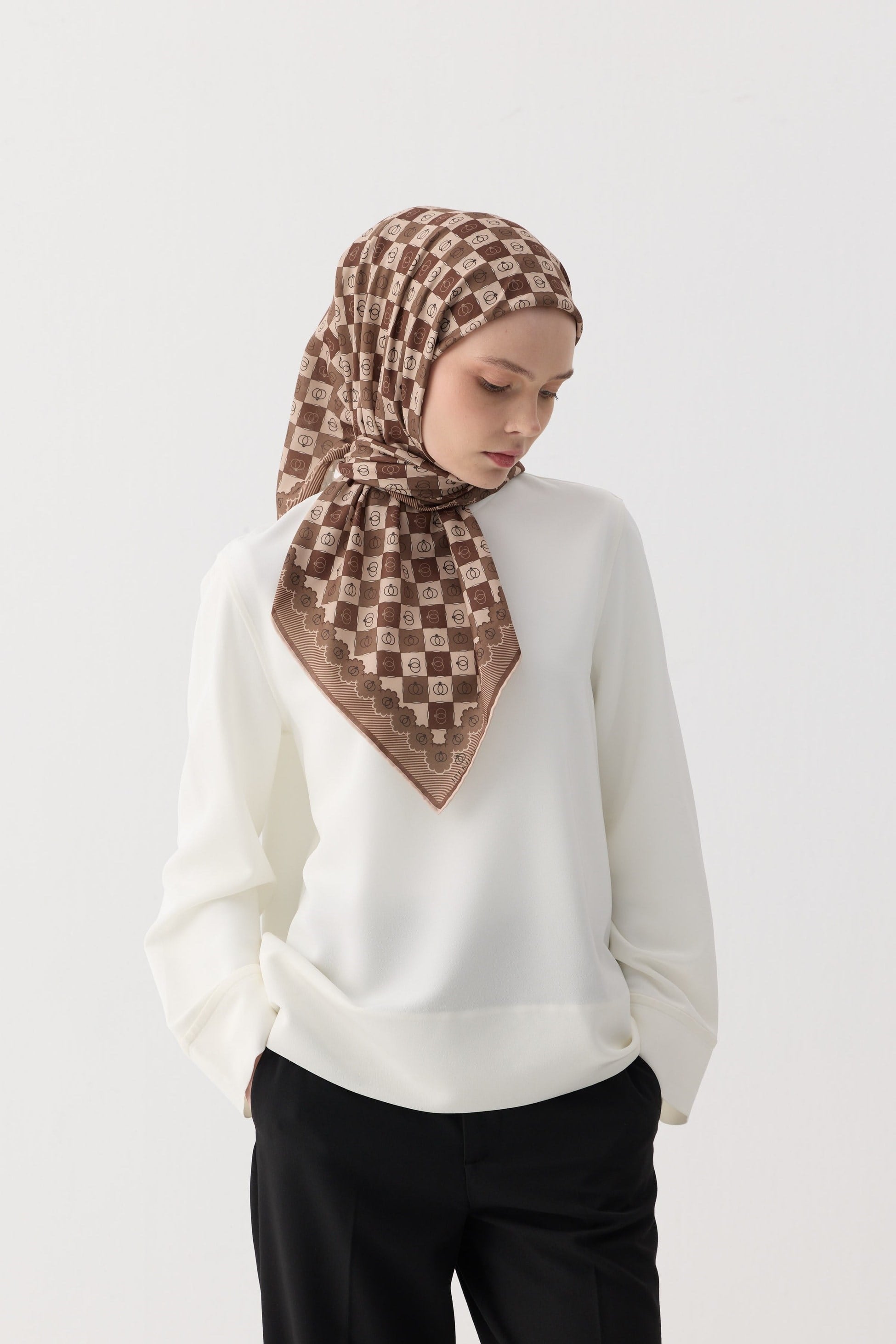 Winter Bloom Soft Eşarp 1245