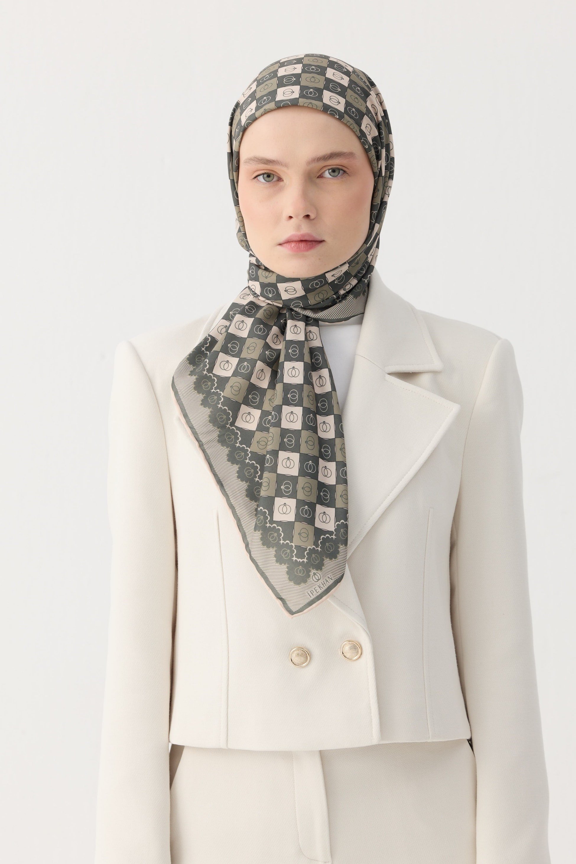 Winter Bloom Soft Eşarp 1245