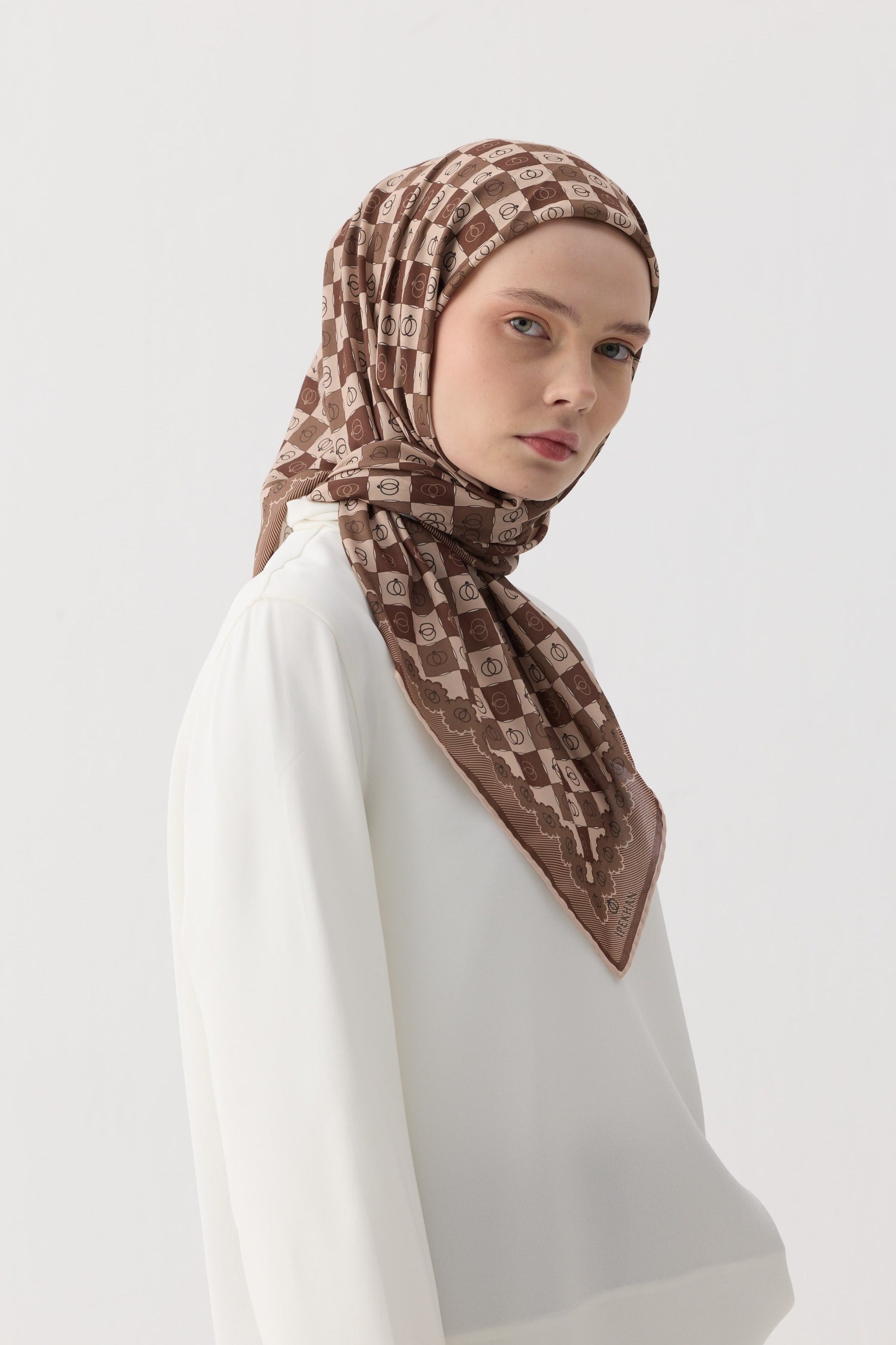 Winter Bloom Soft Eşarp 1245