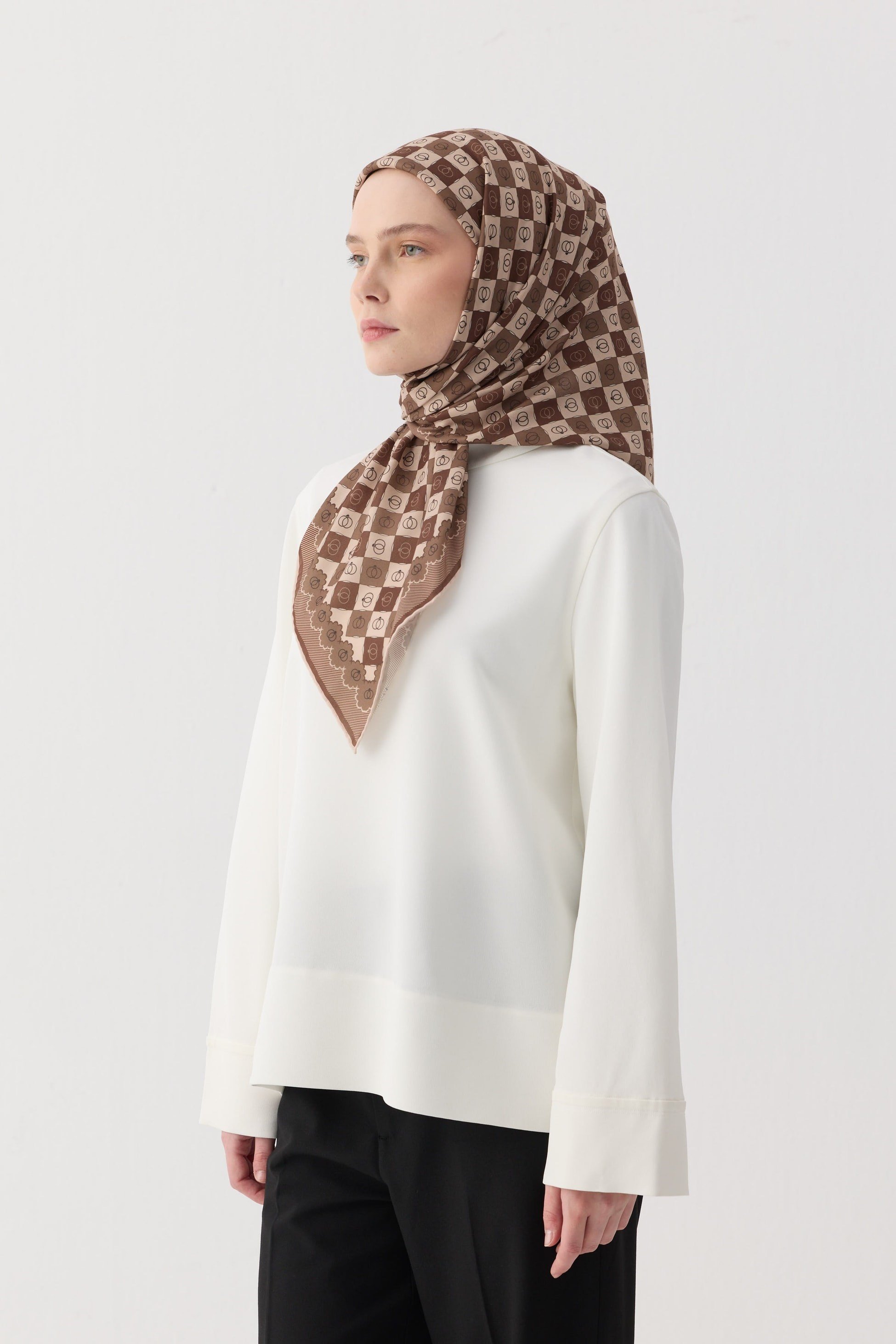 Winter Bloom Soft Eşarp 1245
