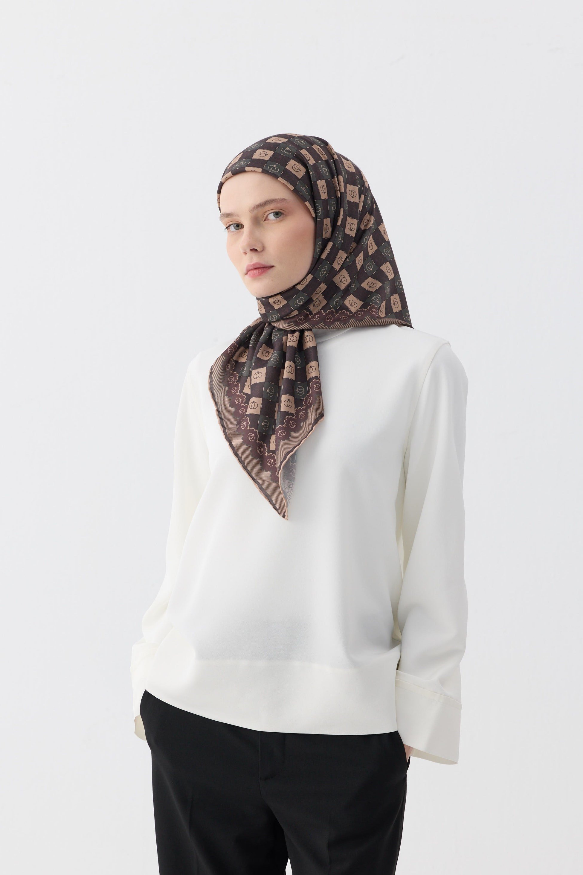 Winter Bloom Soft Eşarp 1245