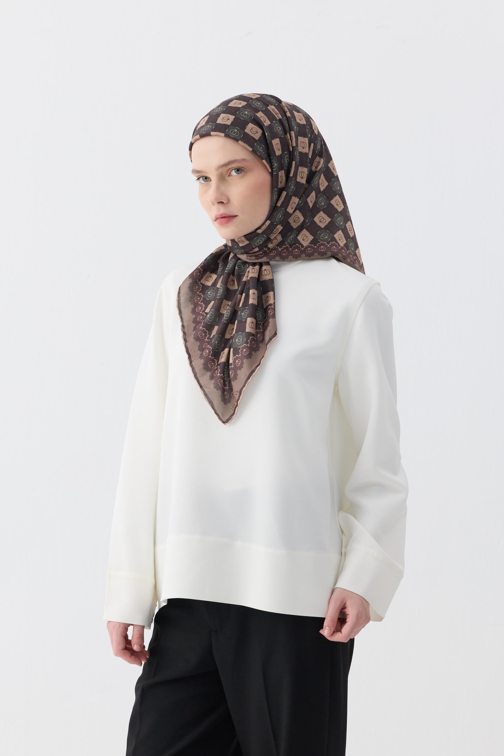Winter Bloom Soft Eşarp 1245