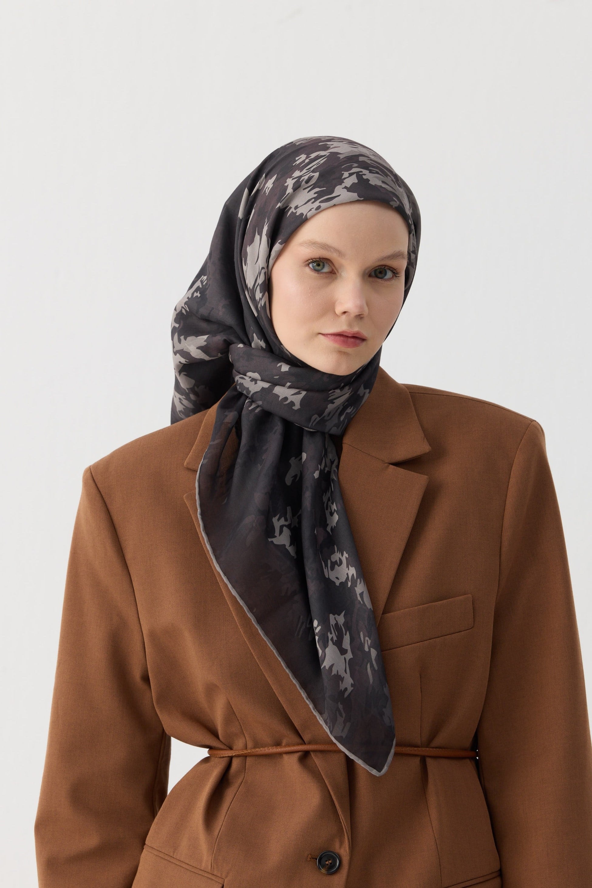 Winter Bloom Soft Eşarp 1246