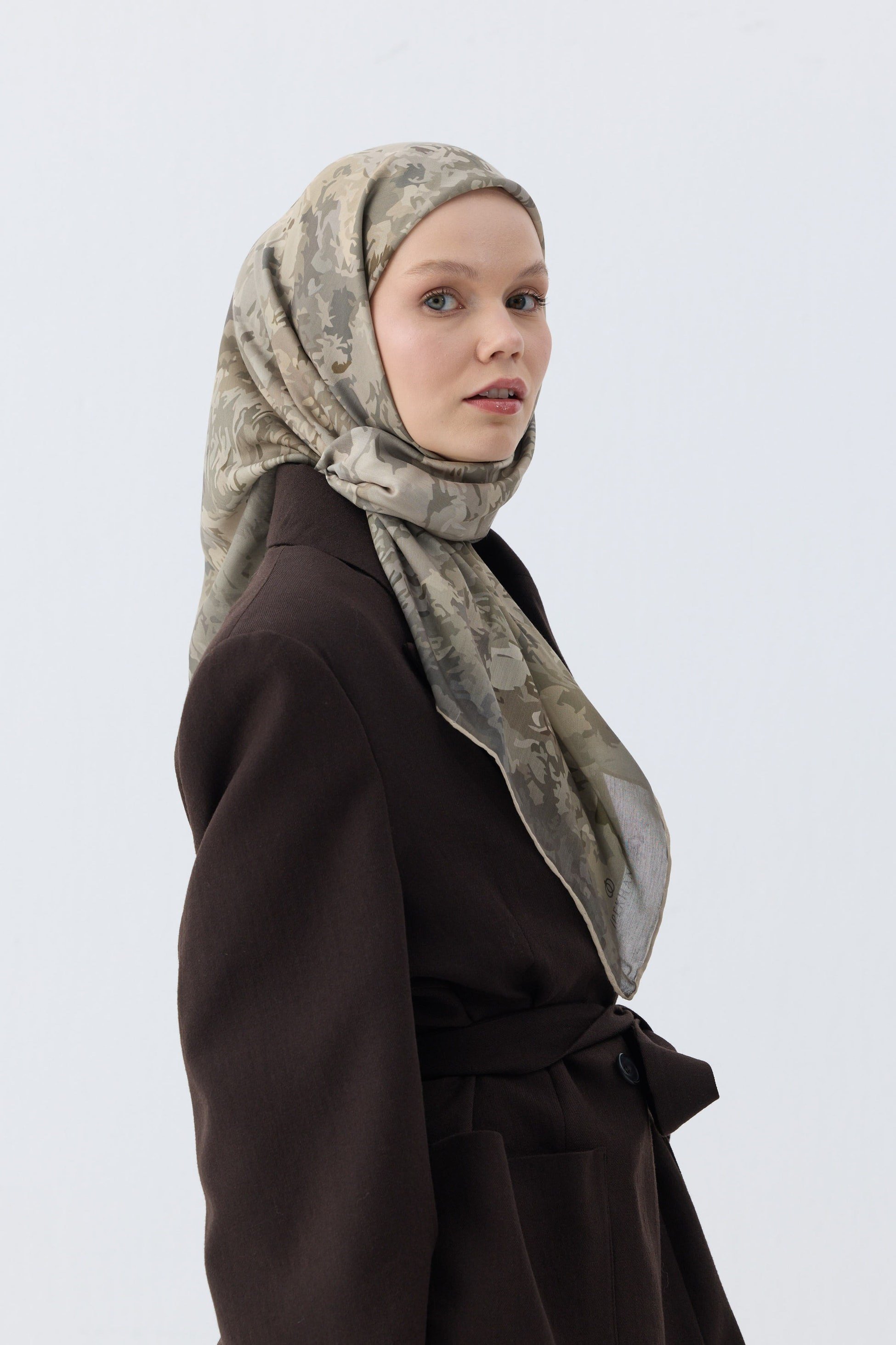 Winter Bloom Soft Eşarp 1246