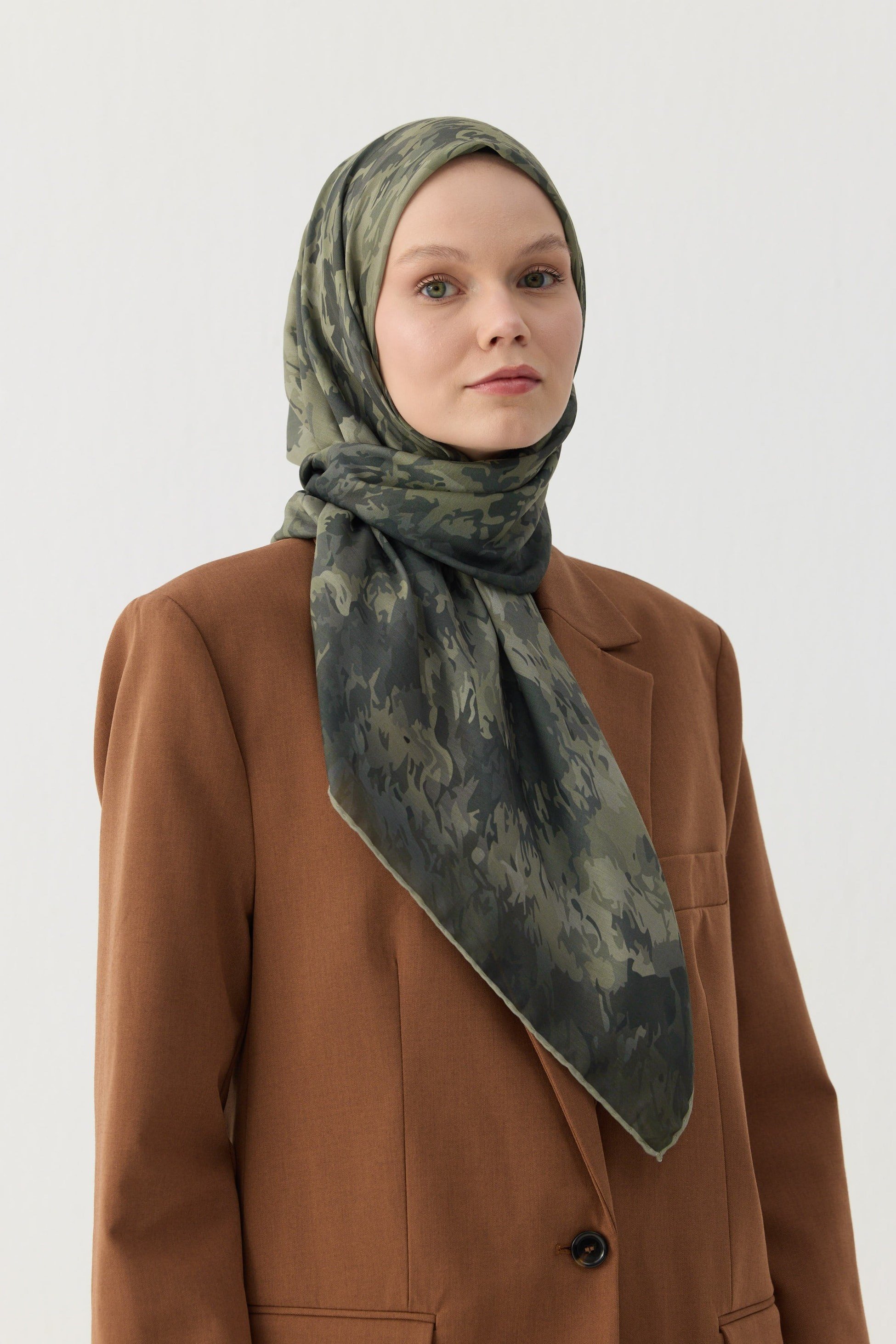 Winter Bloom Soft Eşarp 1246