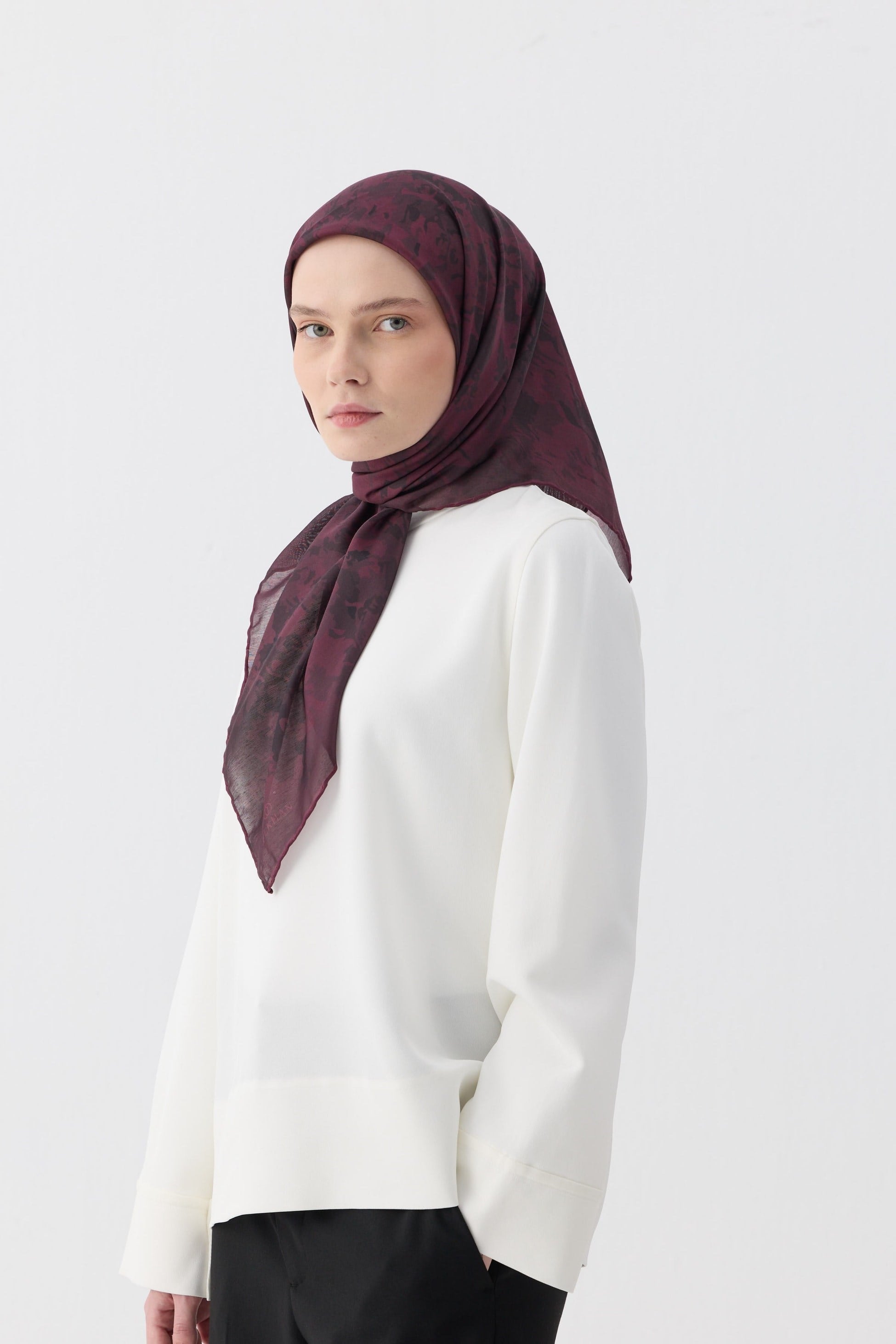 Winter Bloom Soft Eşarp 1246