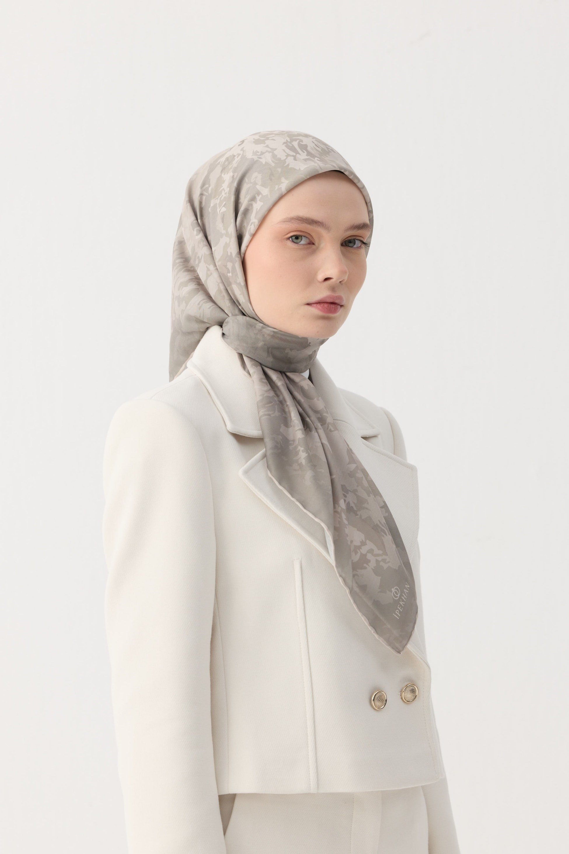 Winter Bloom Soft Eşarp 1246