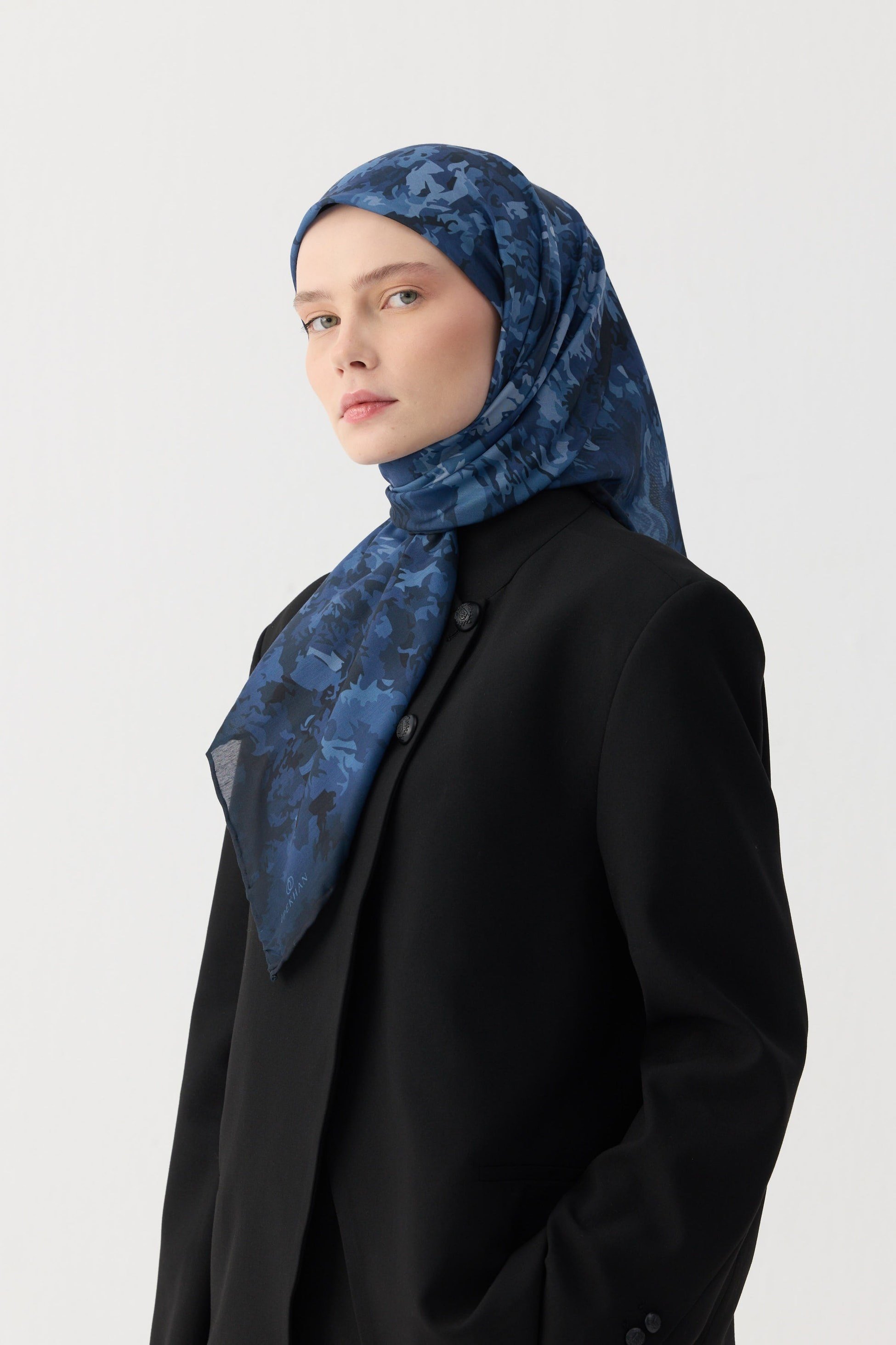 Winter Bloom Soft Eşarp 1246