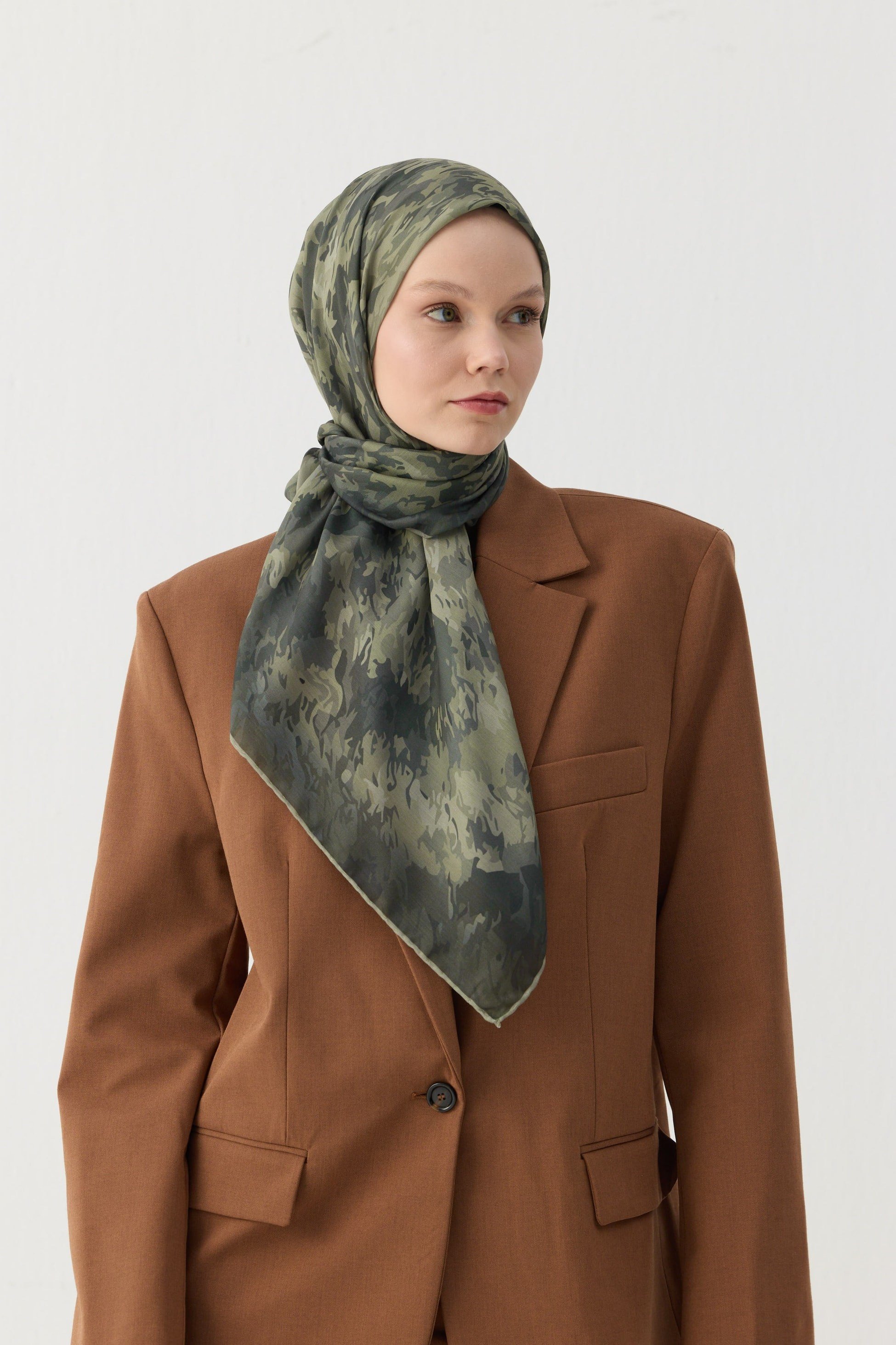 Winter Bloom Soft Eşarp 1246