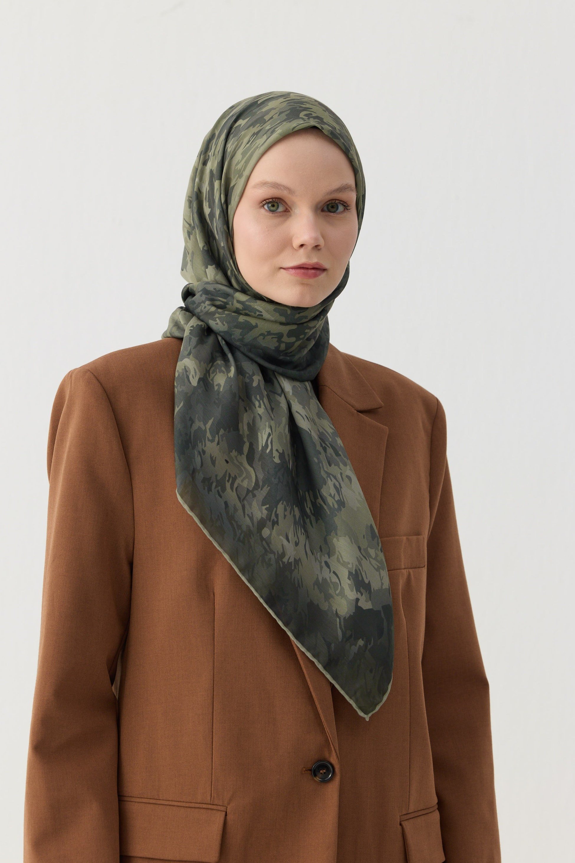 Winter Bloom Soft Eşarp 1246
