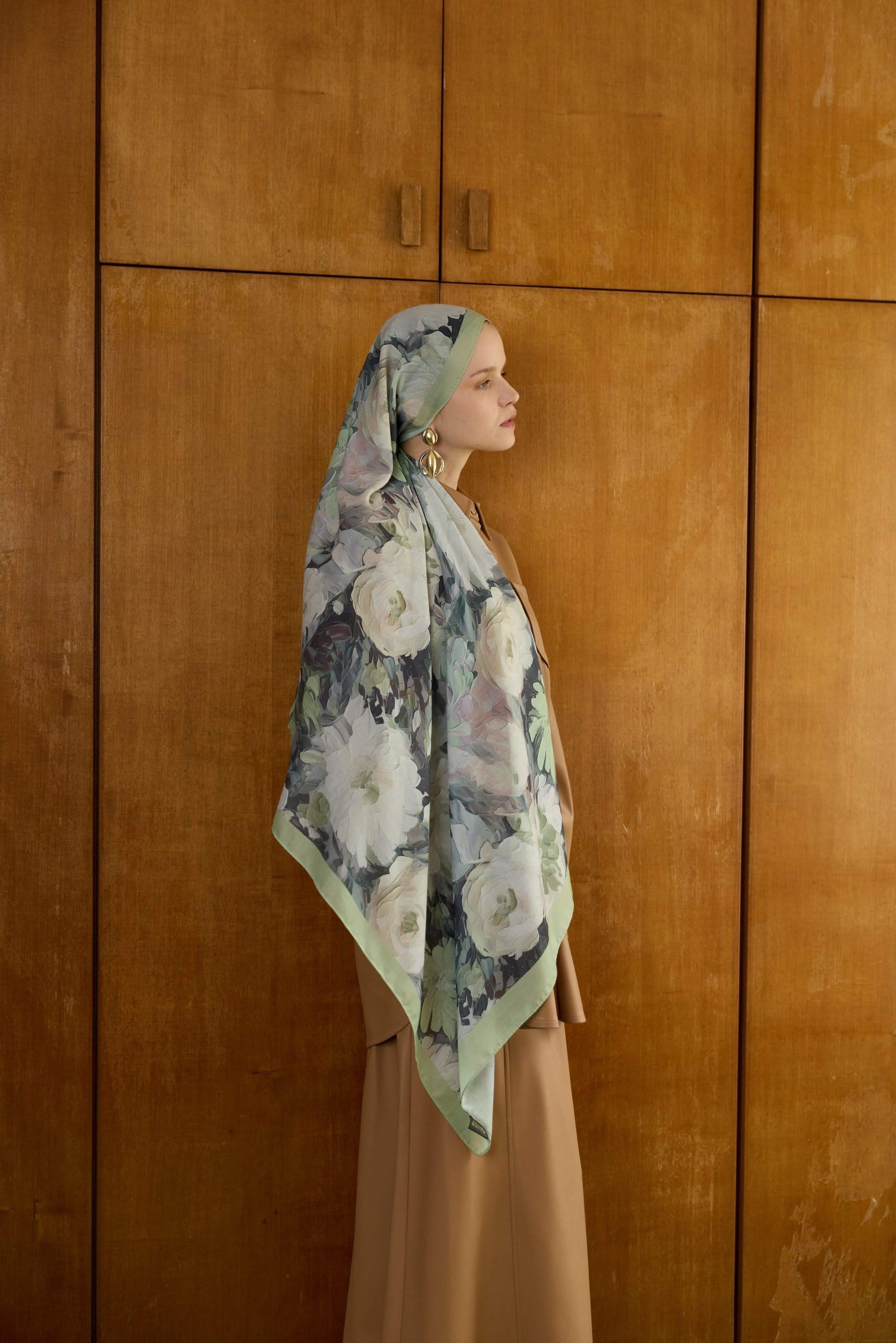 Winter Bloom Soft Şal 3069