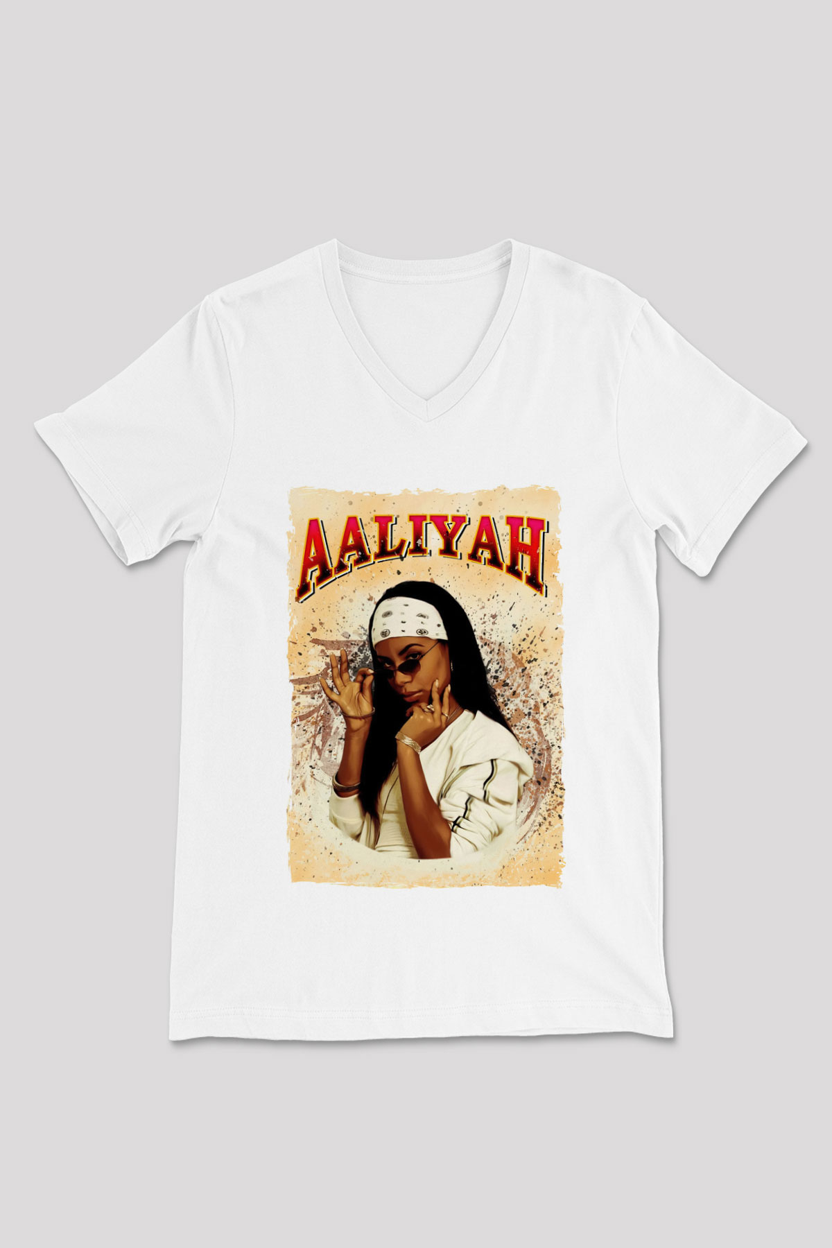 Aaliyah Beyaz Unisex V Yaka Tişört