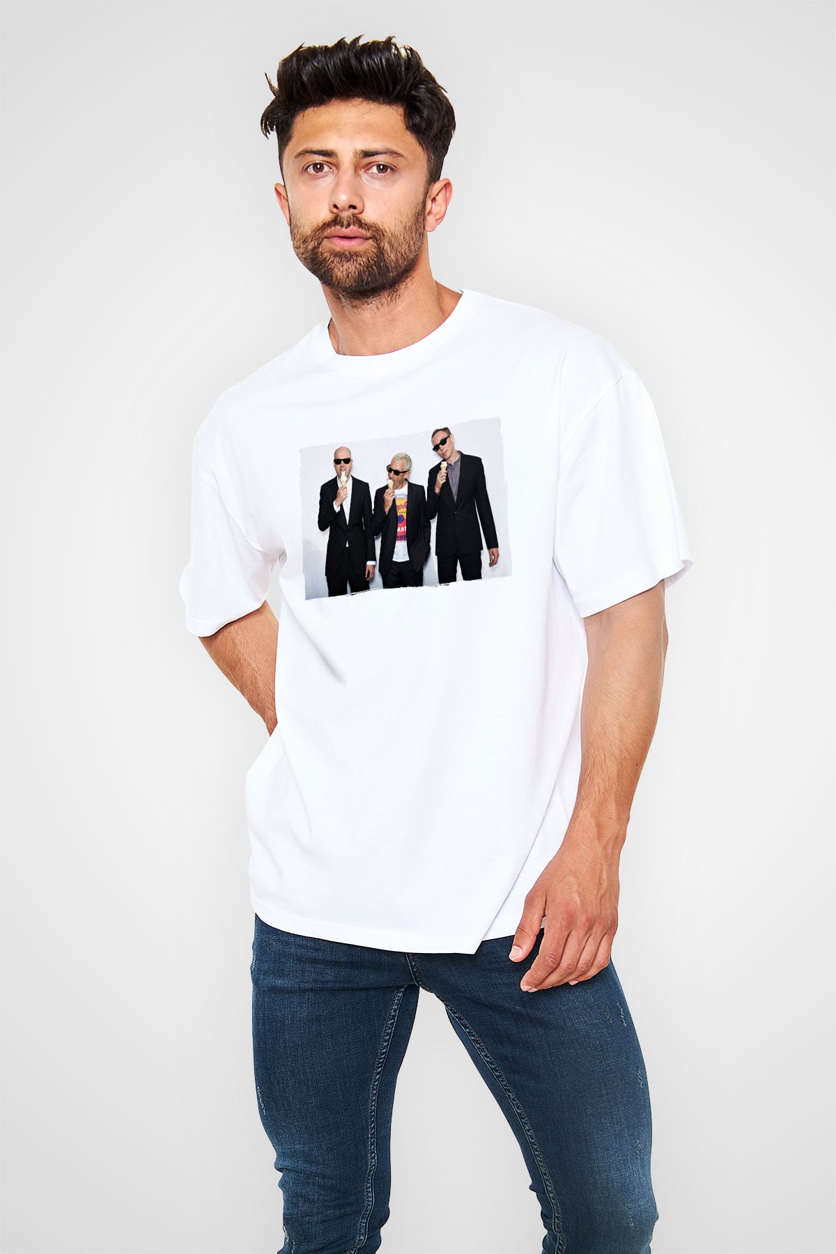 Above and Beyond Beyaz Unisex Tişört T-Shirt - TişörtFabrikası