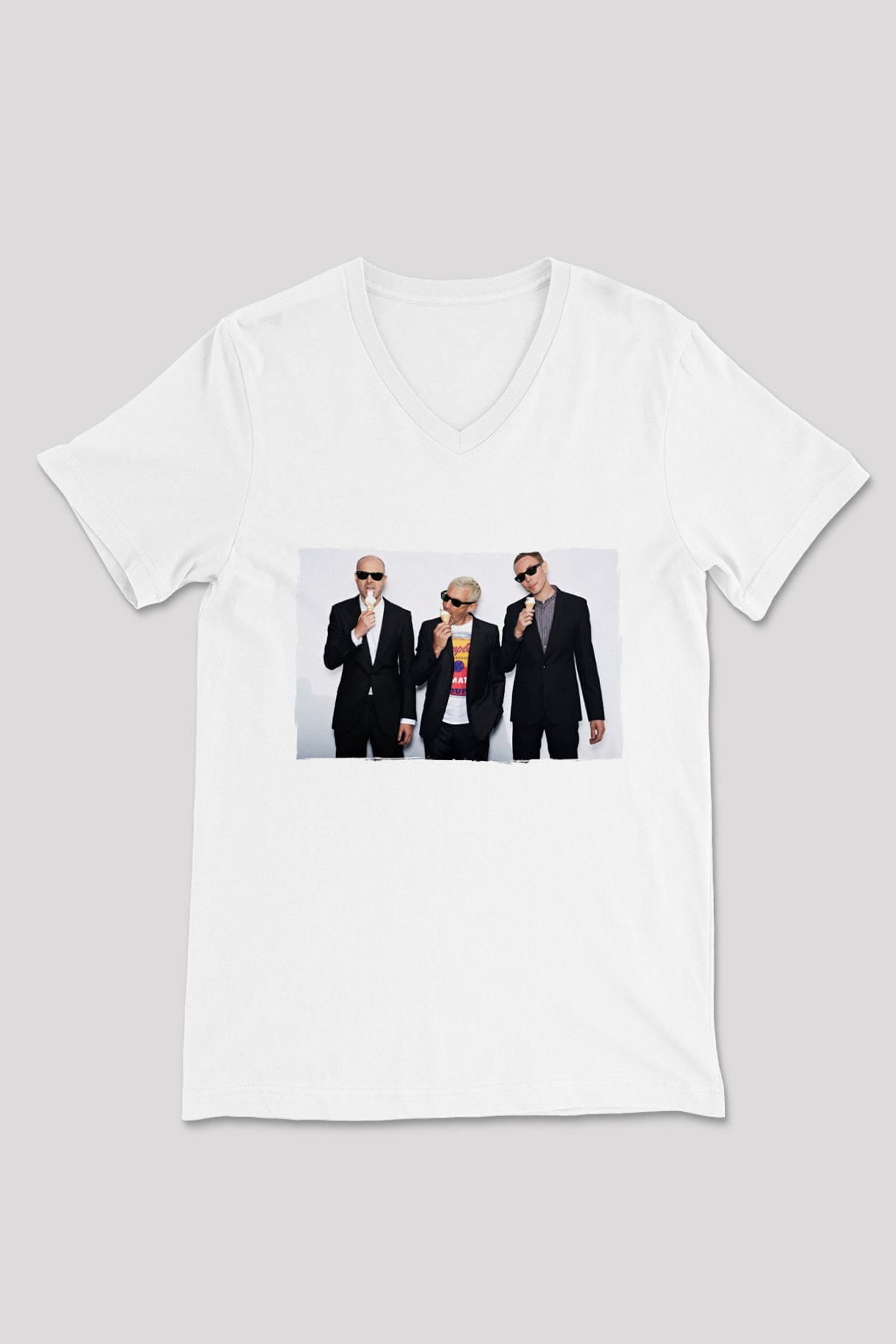 Above and Beyond Beyaz Unisex V Yaka Tişört