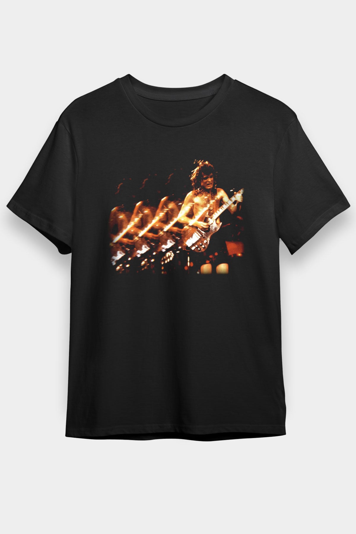AC DC Angus Young Siyah Unisex Tişört T-Shirt - TişörtFabrikası