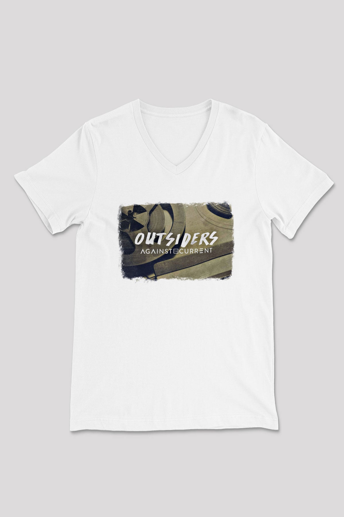 Against The Current Baskılı Unisex Beyaz V Yaka Tişört