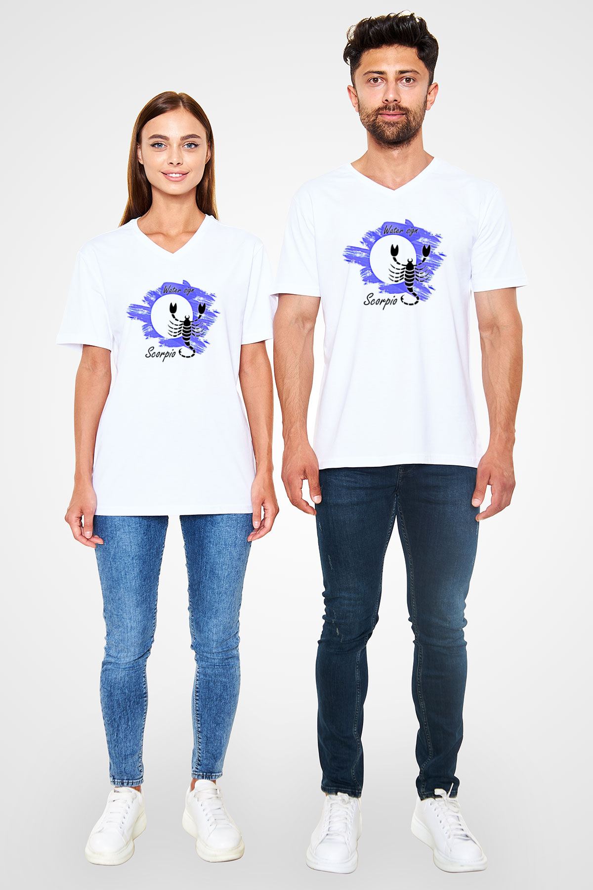Akrep Burcu Baskılı Beyaz Unisex V Yaka Tişört - Tshirt