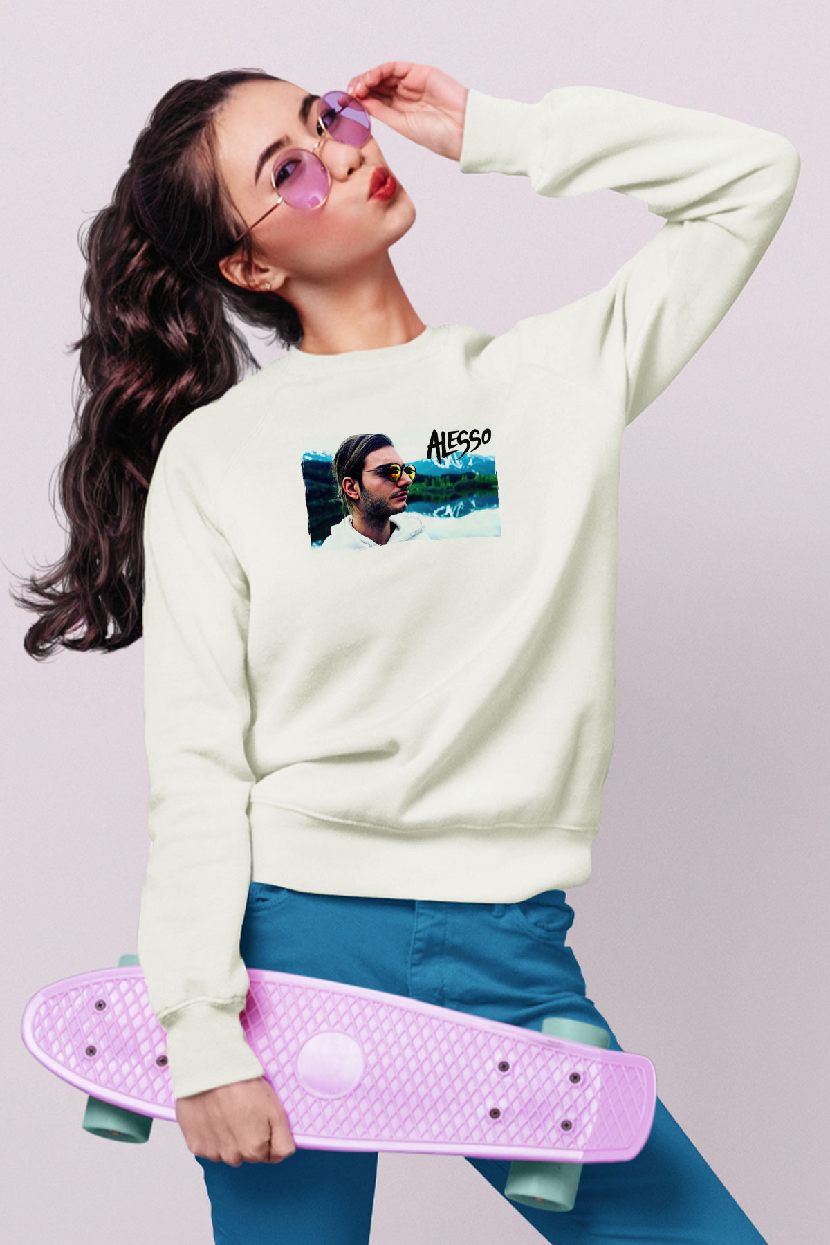 Alesso Beyaz Unisex Sweatshirt