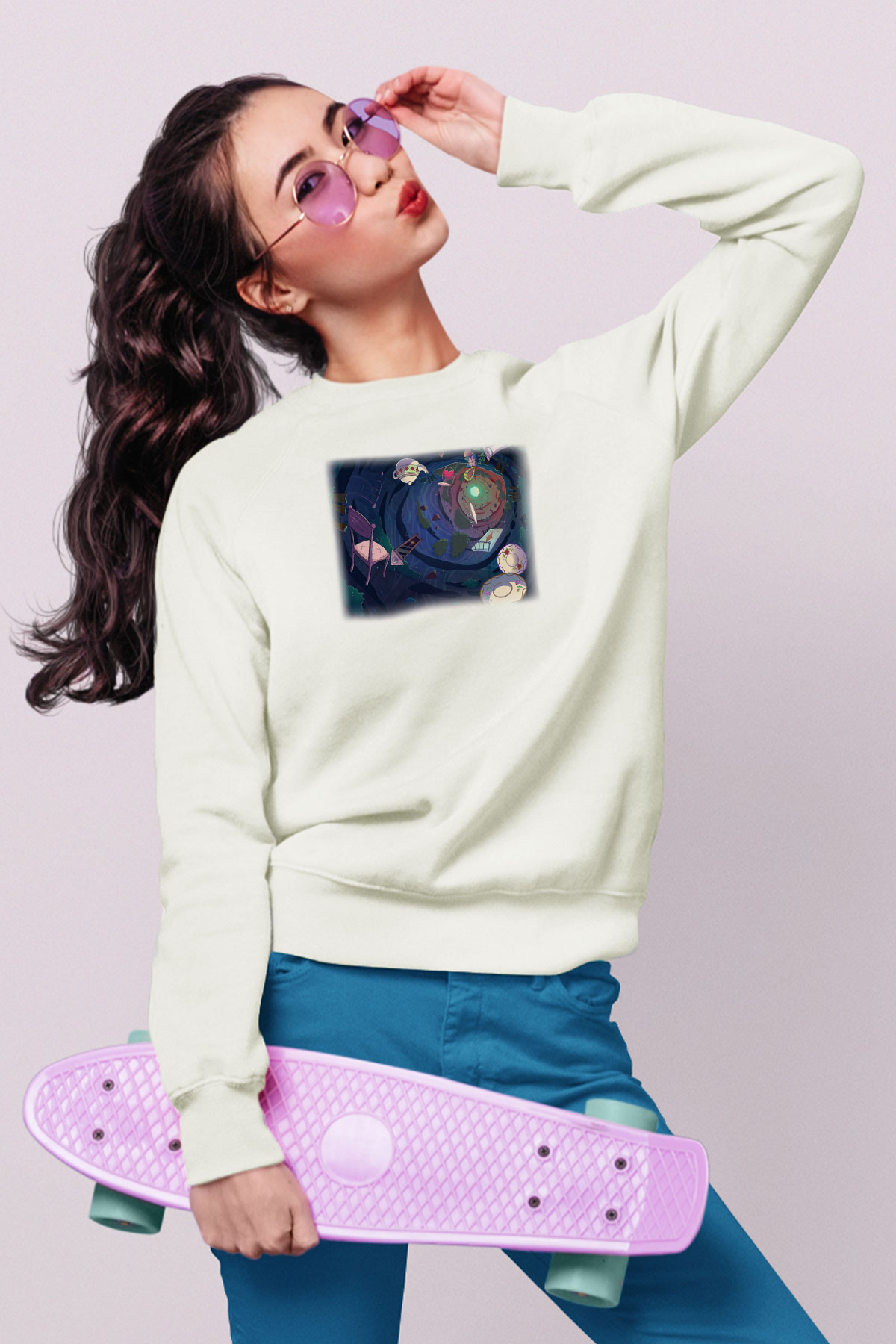 Alice in Wonderland Beyaz Unisex Sweatshirt