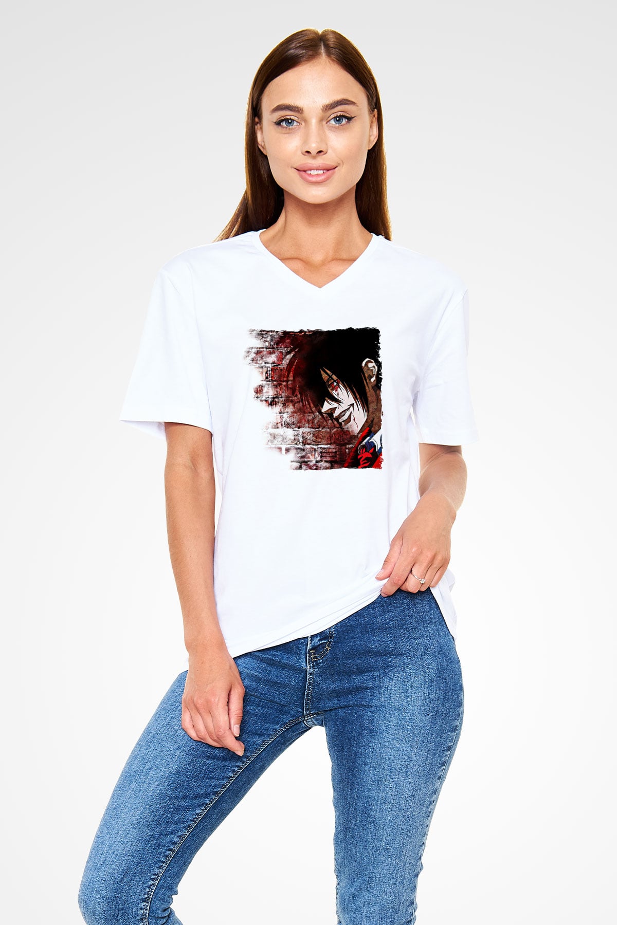 Alucard Baskılı Beyaz Unisex V Yaka Tişört - Tshirt