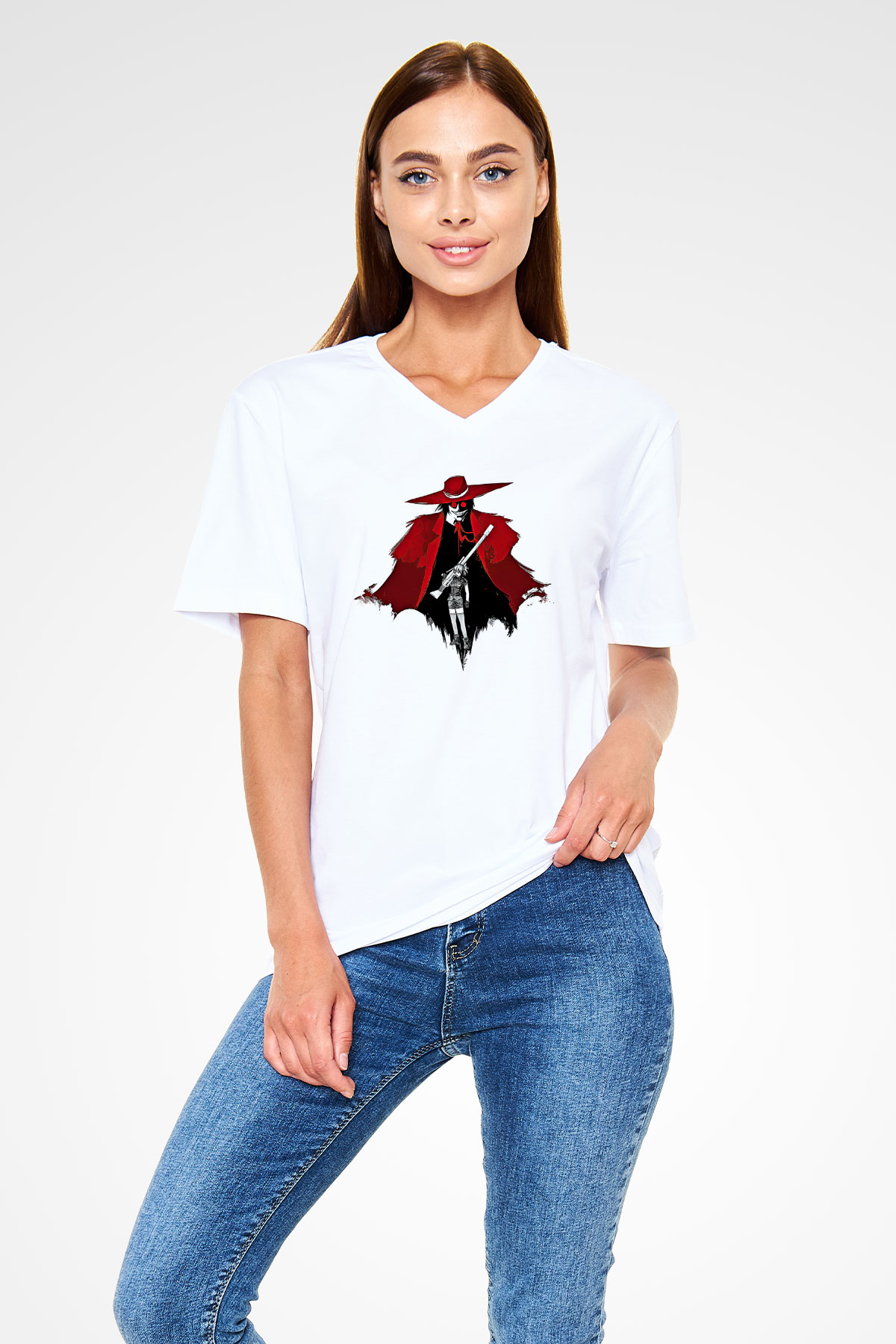 Alucard Baskılı Beyaz Unisex V Yaka Tişört - Tshirt