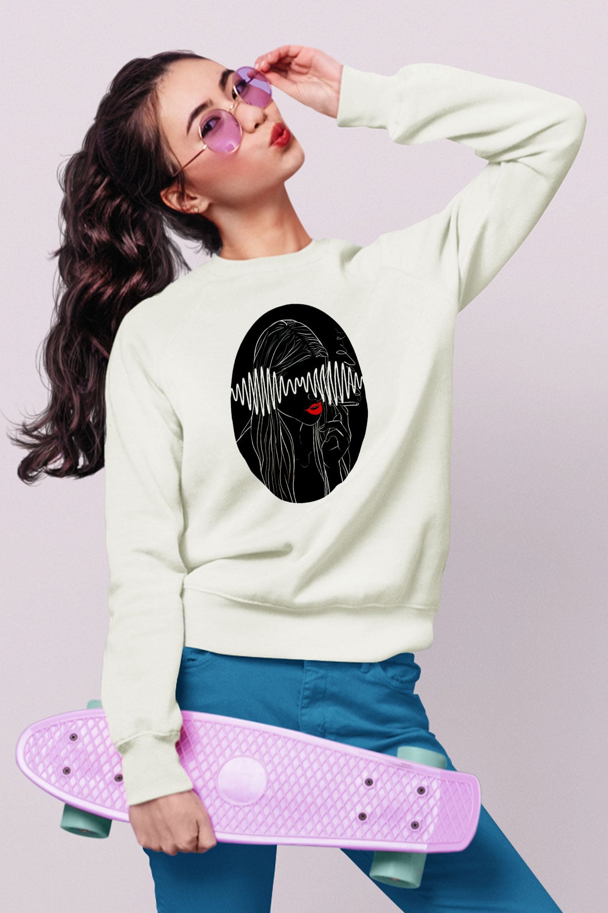 Arctic Monkeys Beyaz Unisex Sweatshirt