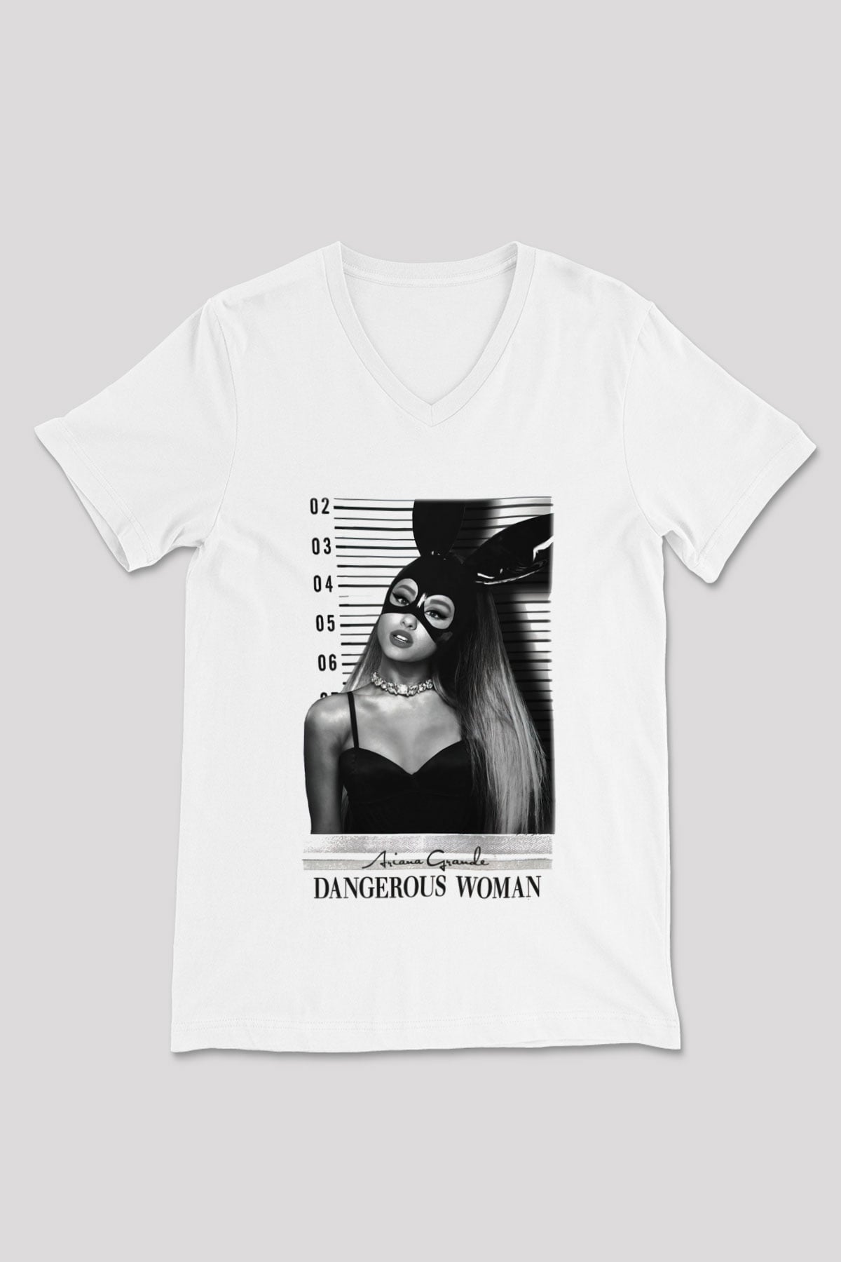 Ariana Grande Beyaz Unisex V Yaka Tişört T-Shirt
