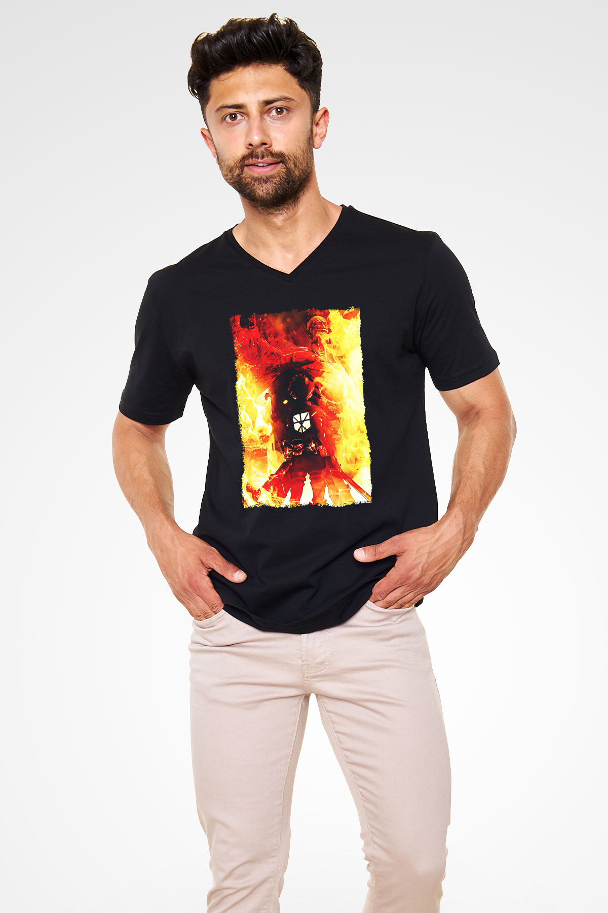 Attack On Titan Baskılı Unisex Siyah V Yaka Tişört - Tshirt