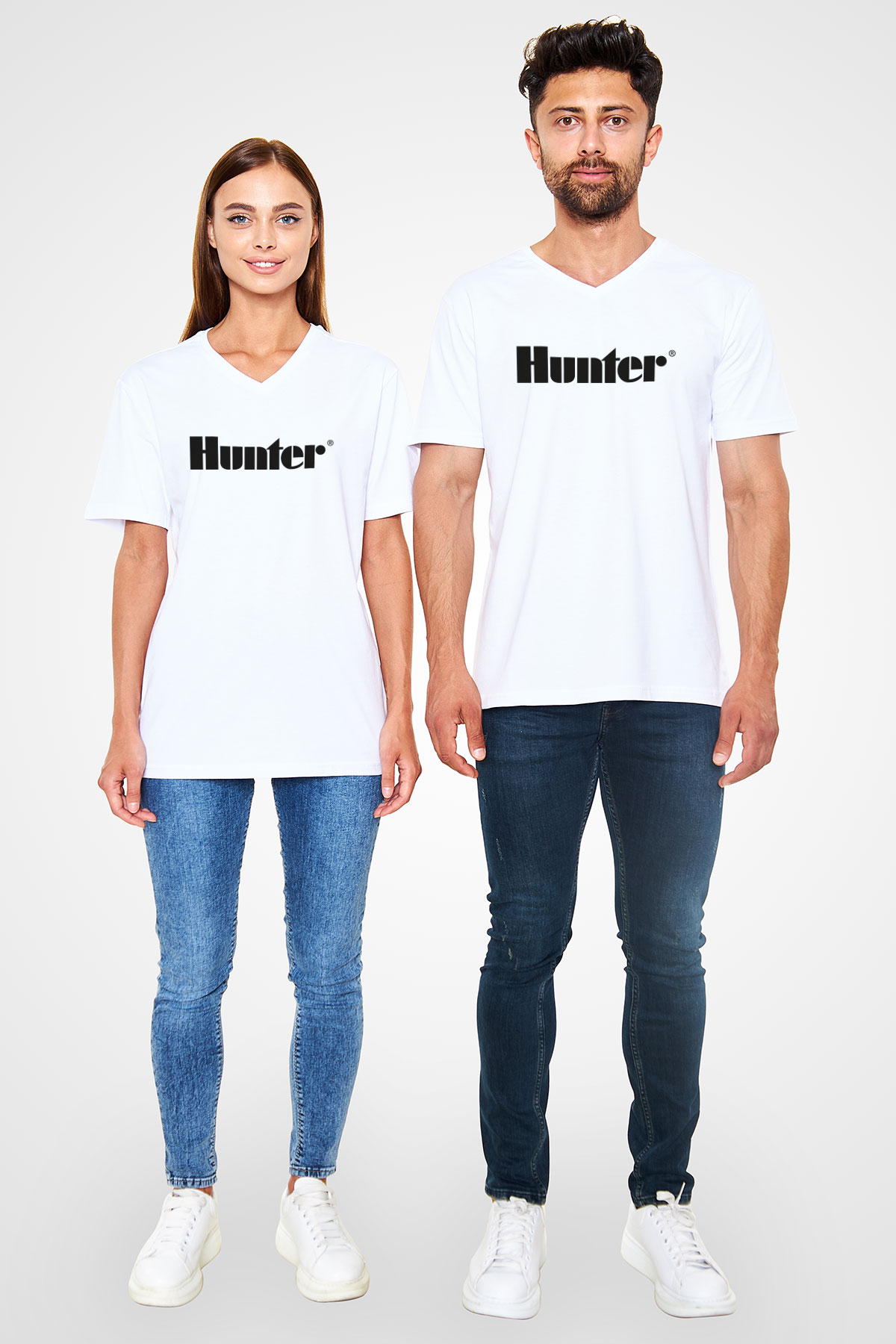 Avcı Beyaz Unisex V Yaka Tişört