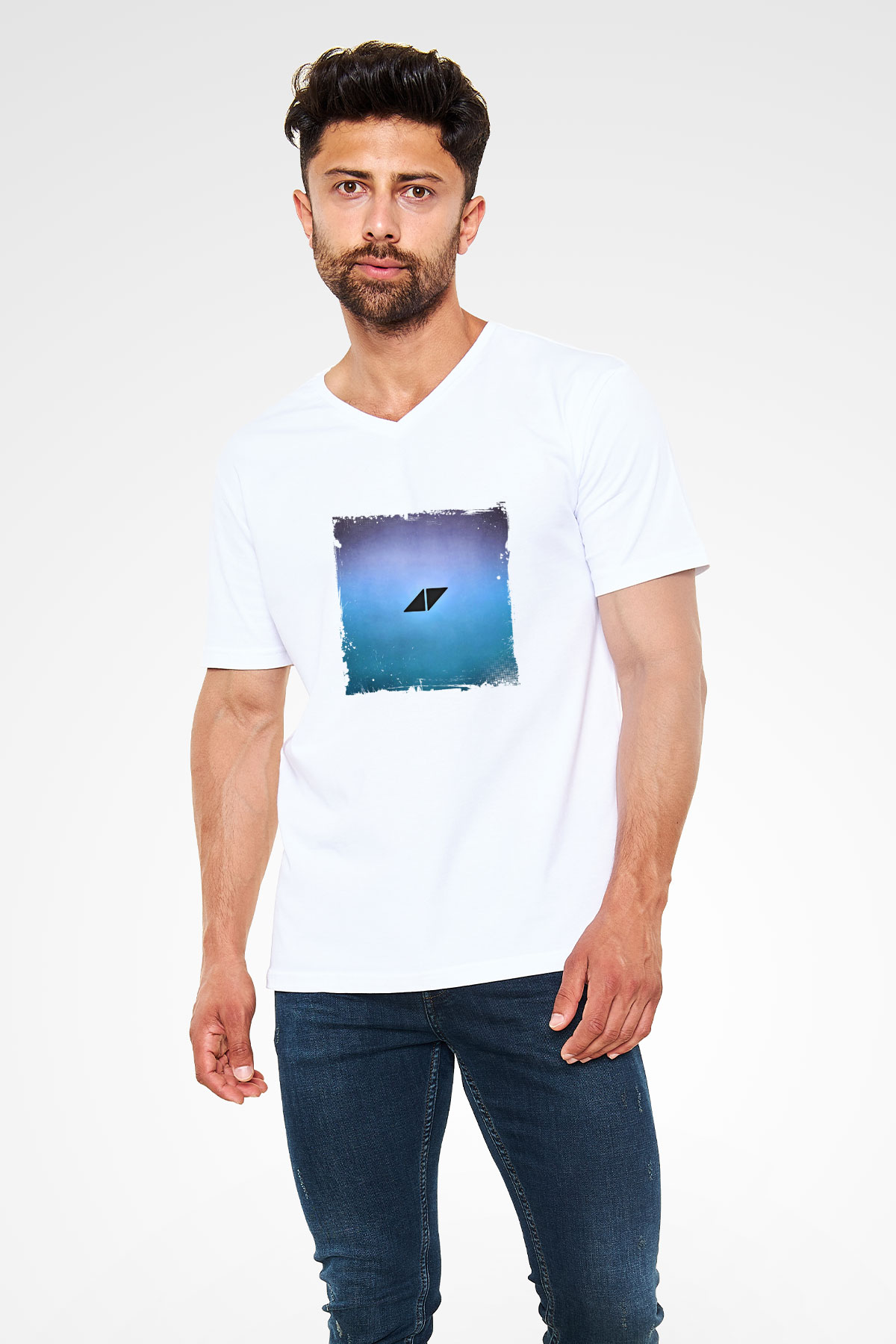 Avicii Baskılı Beyaz V Yaka Unisex Tişört