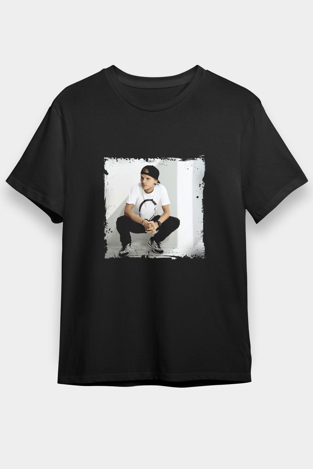 Avicii Baskılı Unisex Siyah Tişört