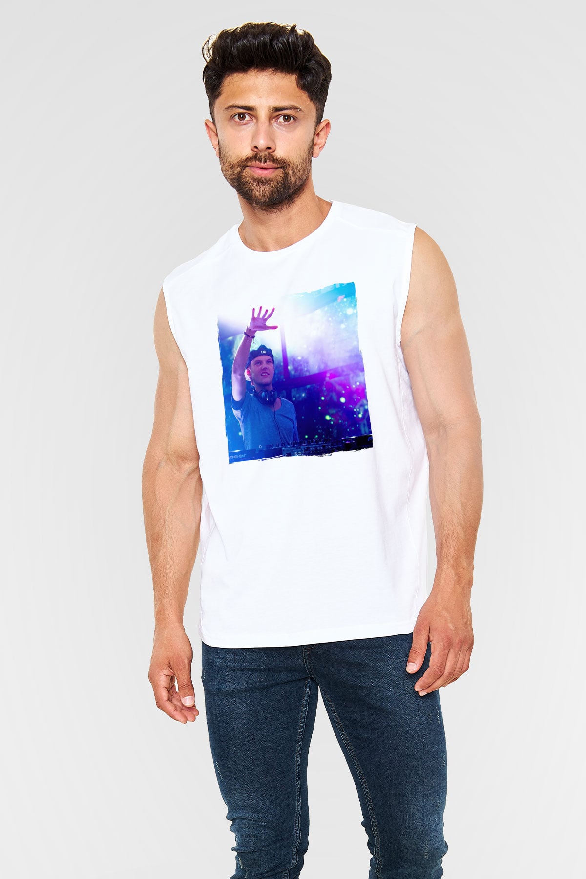 Avicii Beyaz Unisex Kolsuz Tişört