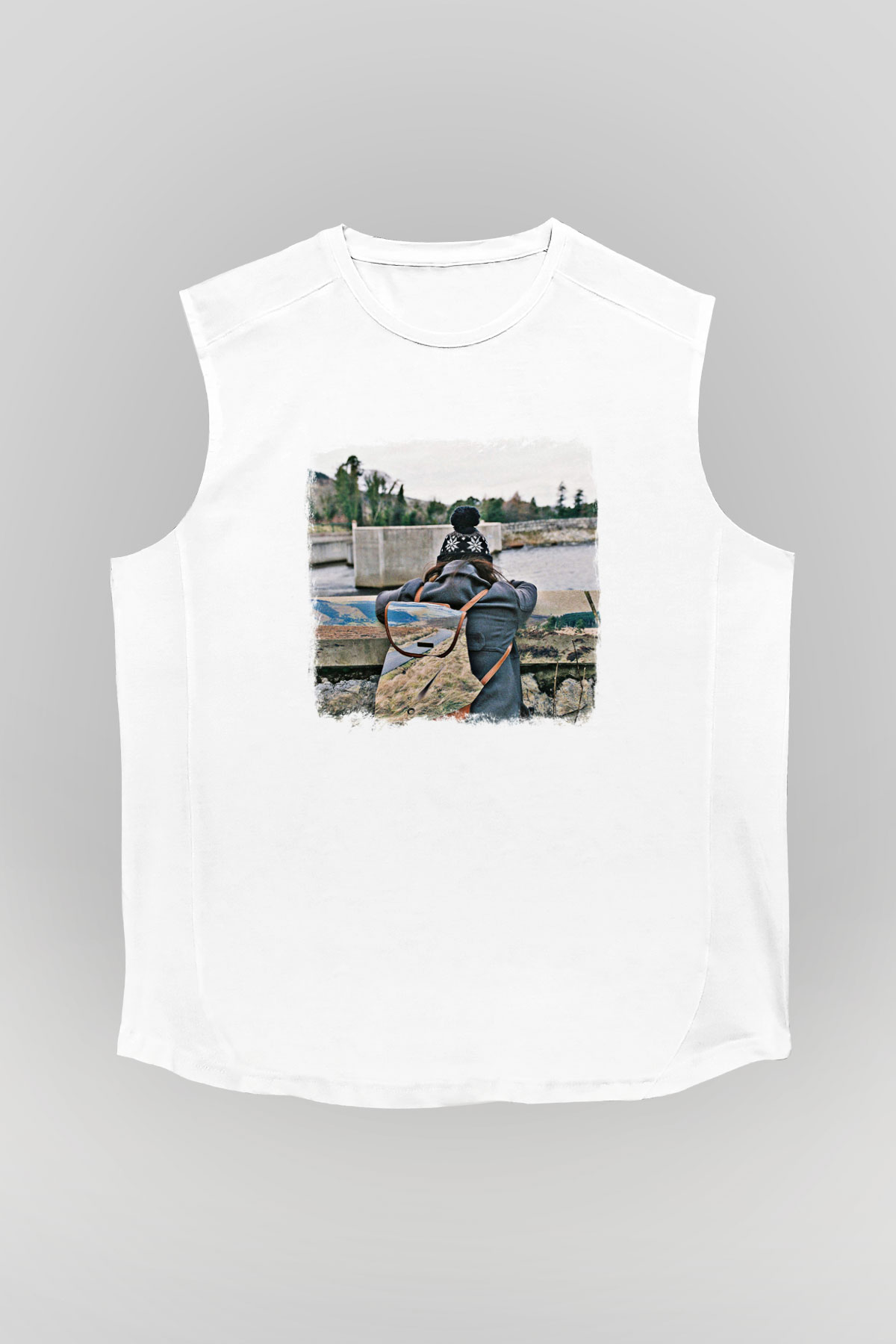 Basement Baskılı Unisex Beyaz Kolsuz Tişört