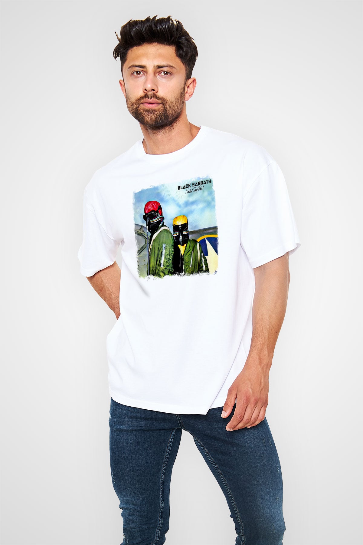 Black Sabbath Baskılı Unisex Beyaz Oversize Tişört