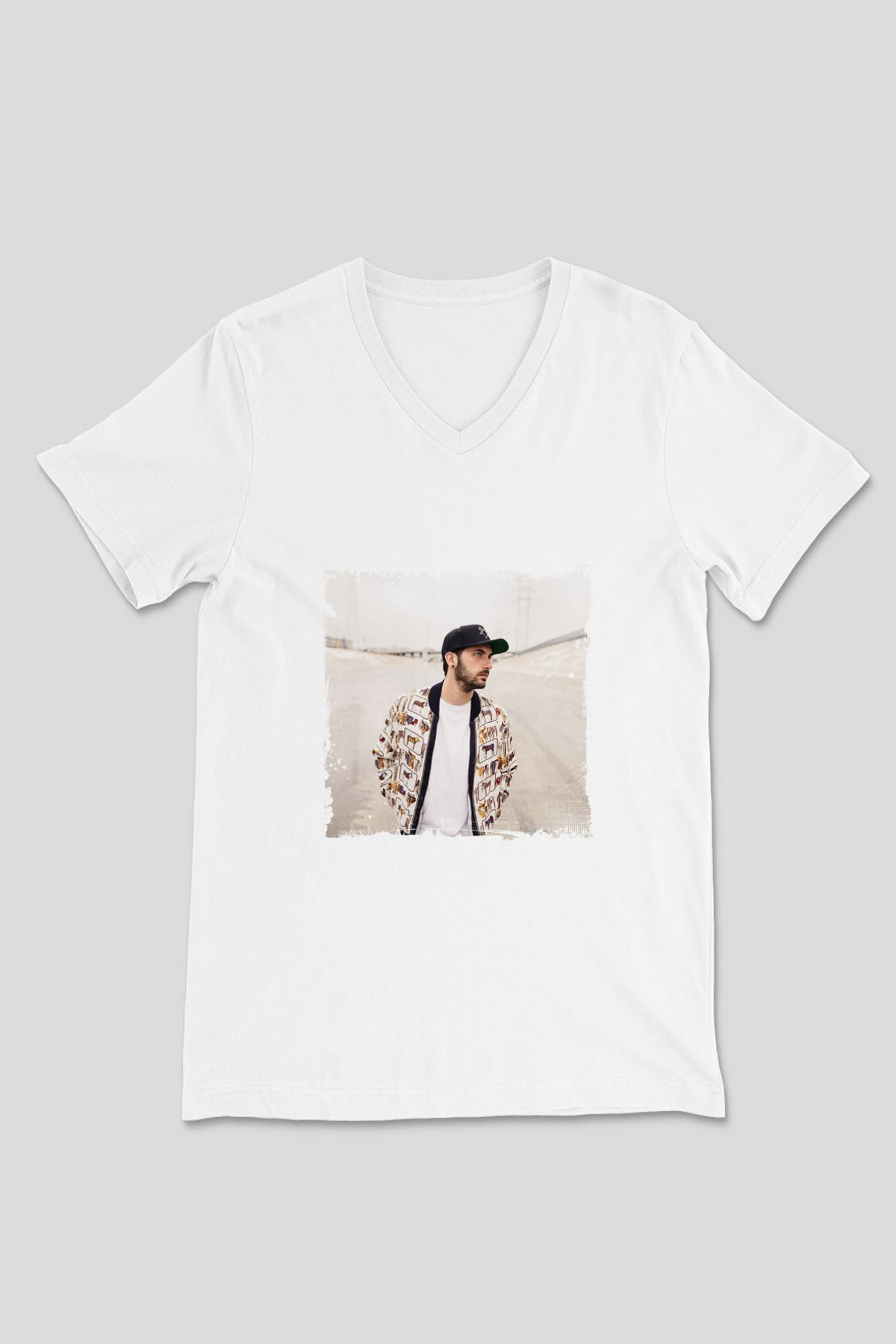 Borgore Baskılı Beyaz V Yaka Unisex Tişört