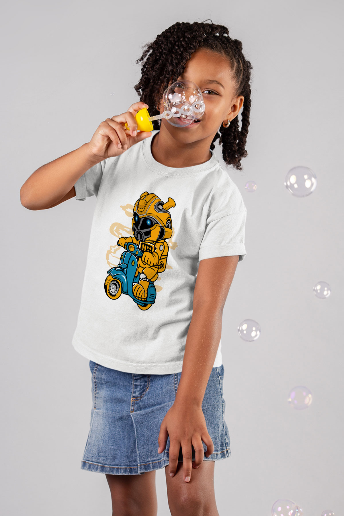 Bumble Bee Scooter Baskılı Unisex Beyaz Çocuk Tişört