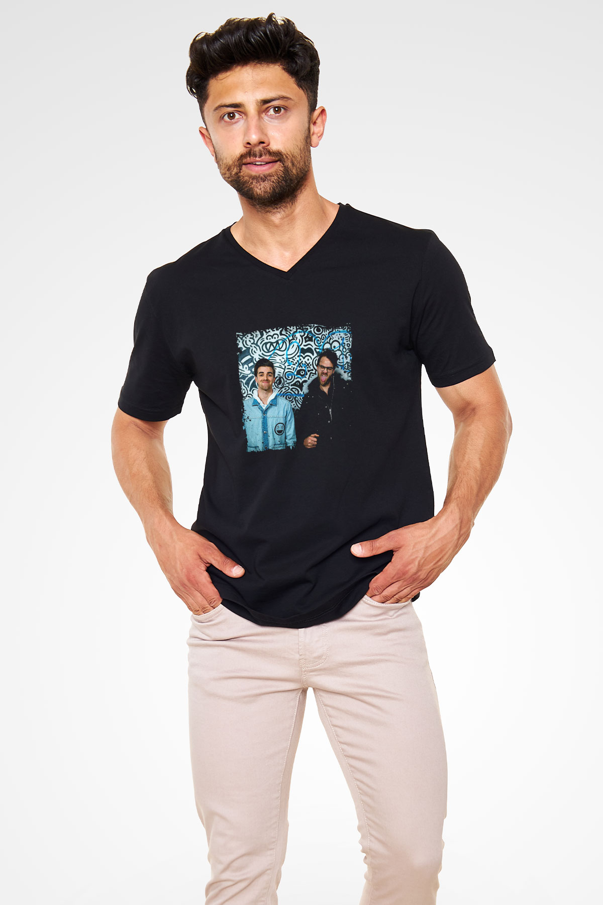 Chainsmokers Baskılı Unisex Siyah V Yaka Tişört